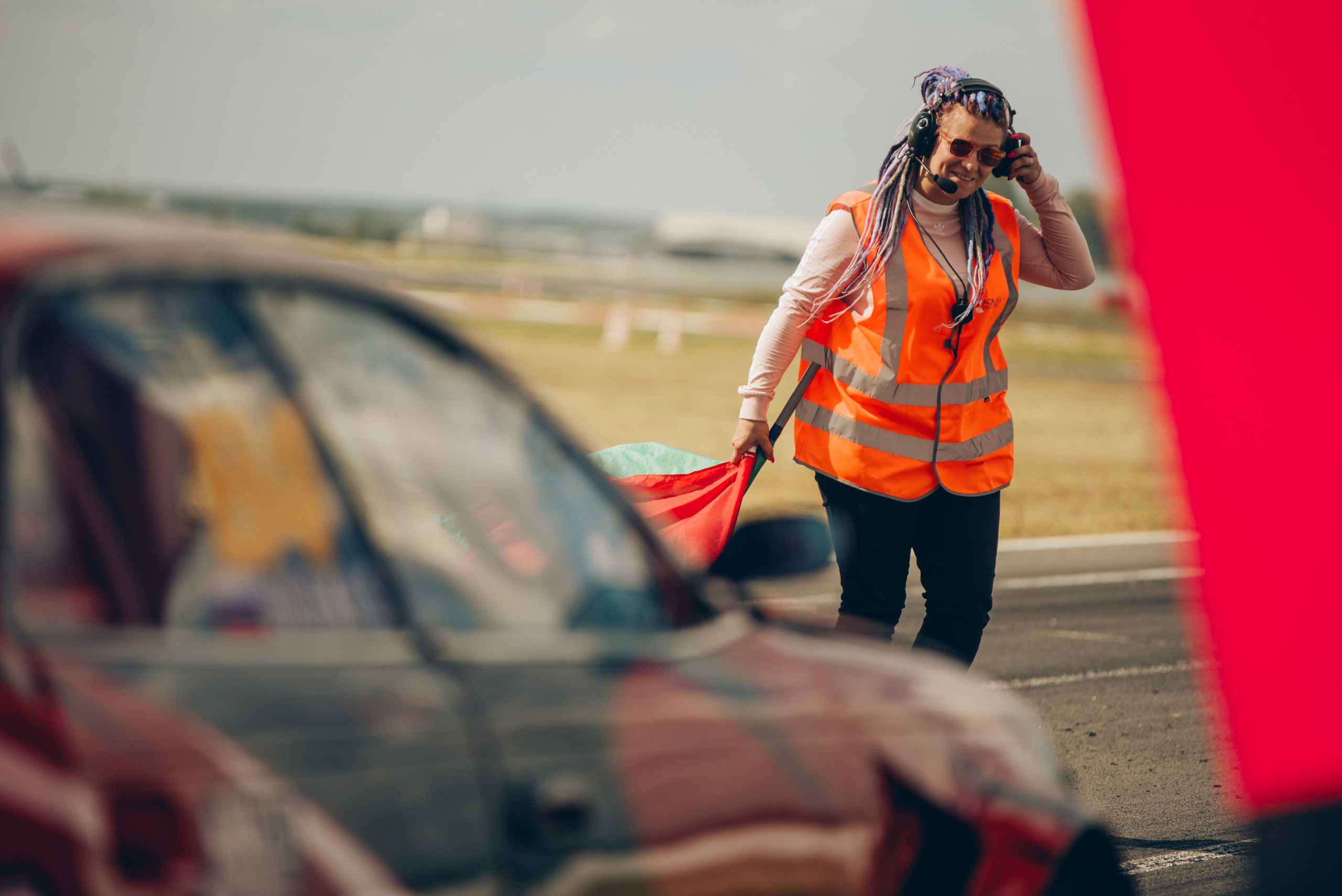 Rds запад ADM Raceway. DeLorein