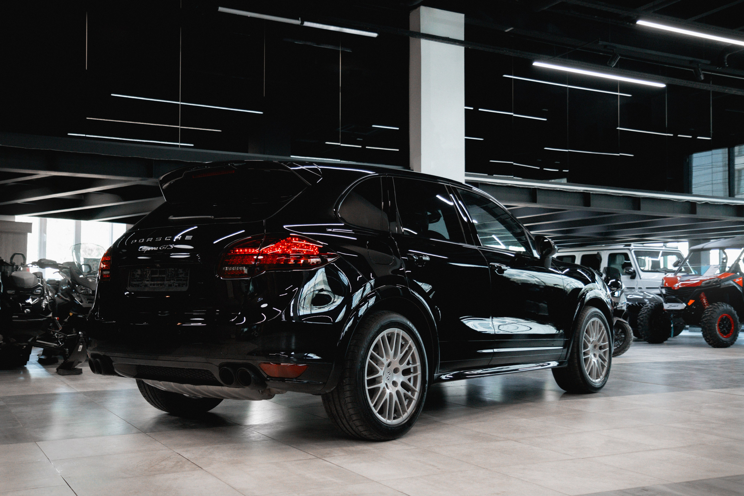 Porsche Cayenne. Автомобильный фотограф и видеограф в Новосибирске|Александра Косухина