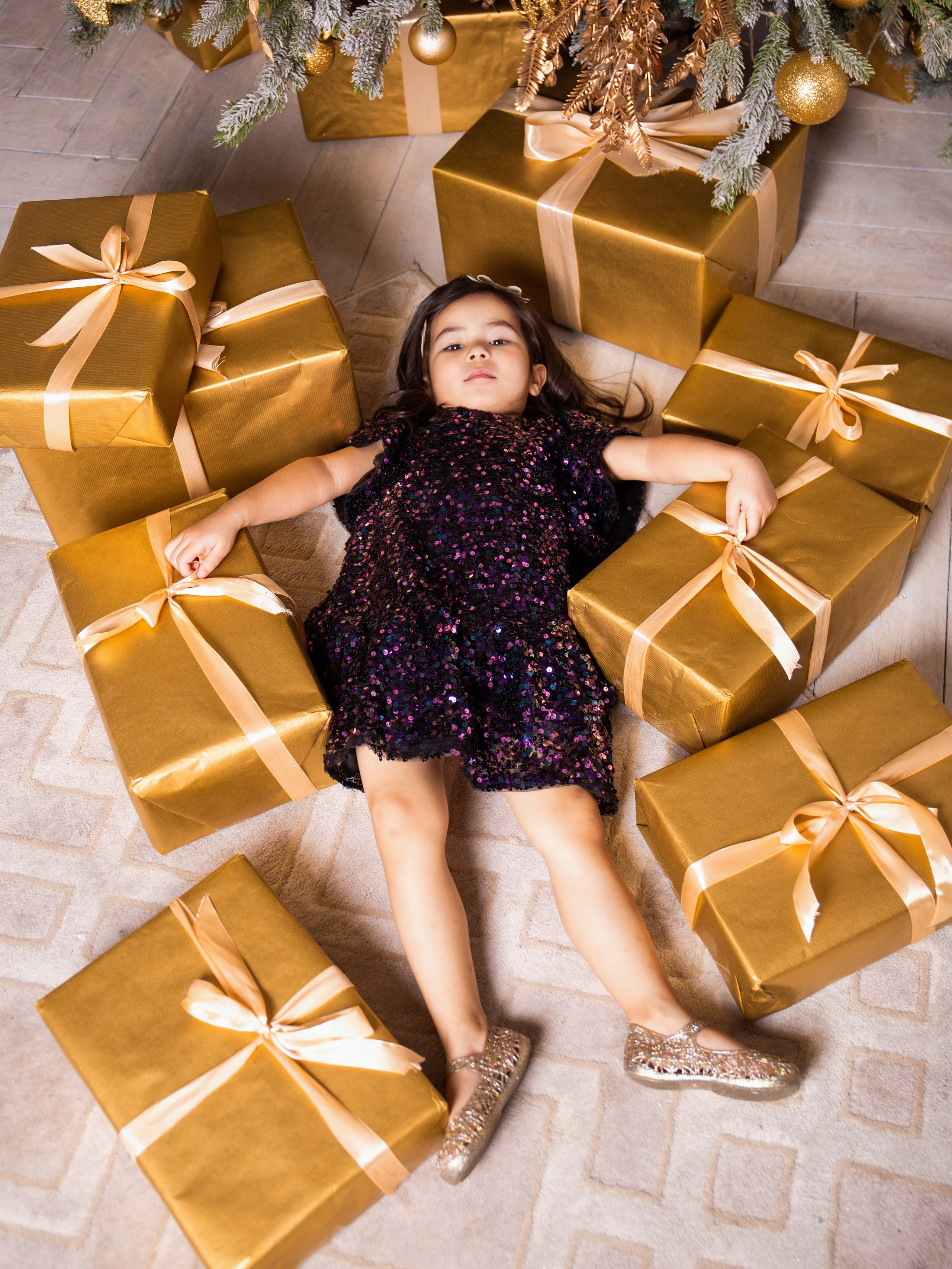 Мама с дочкой новогодняя съемка в студии. Свадебный и семейный фотограф в Москве Мила Широких