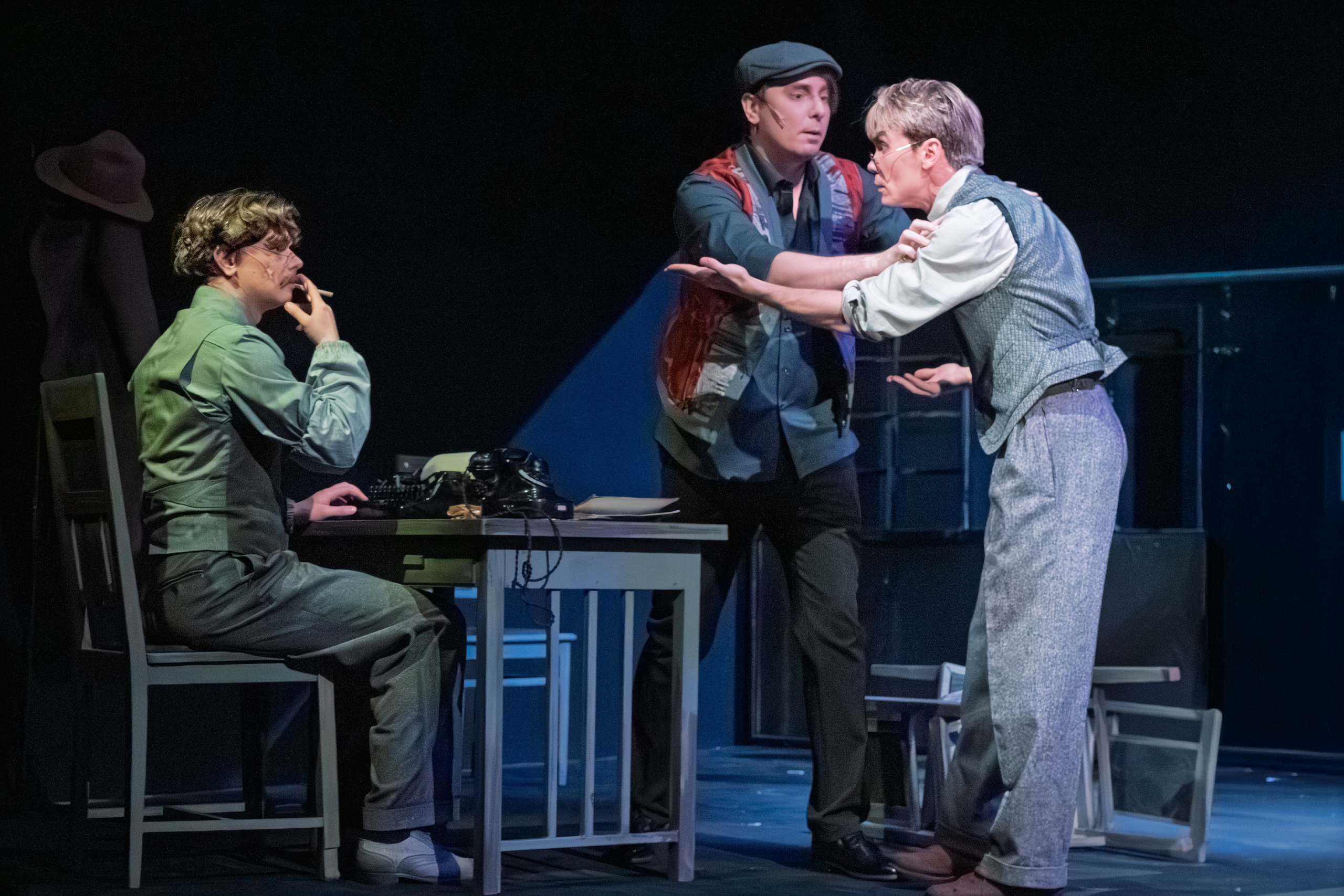 Театр Терезы Дуровой: Кто Есенин?. Сайт фотографа Сергея Абрамова