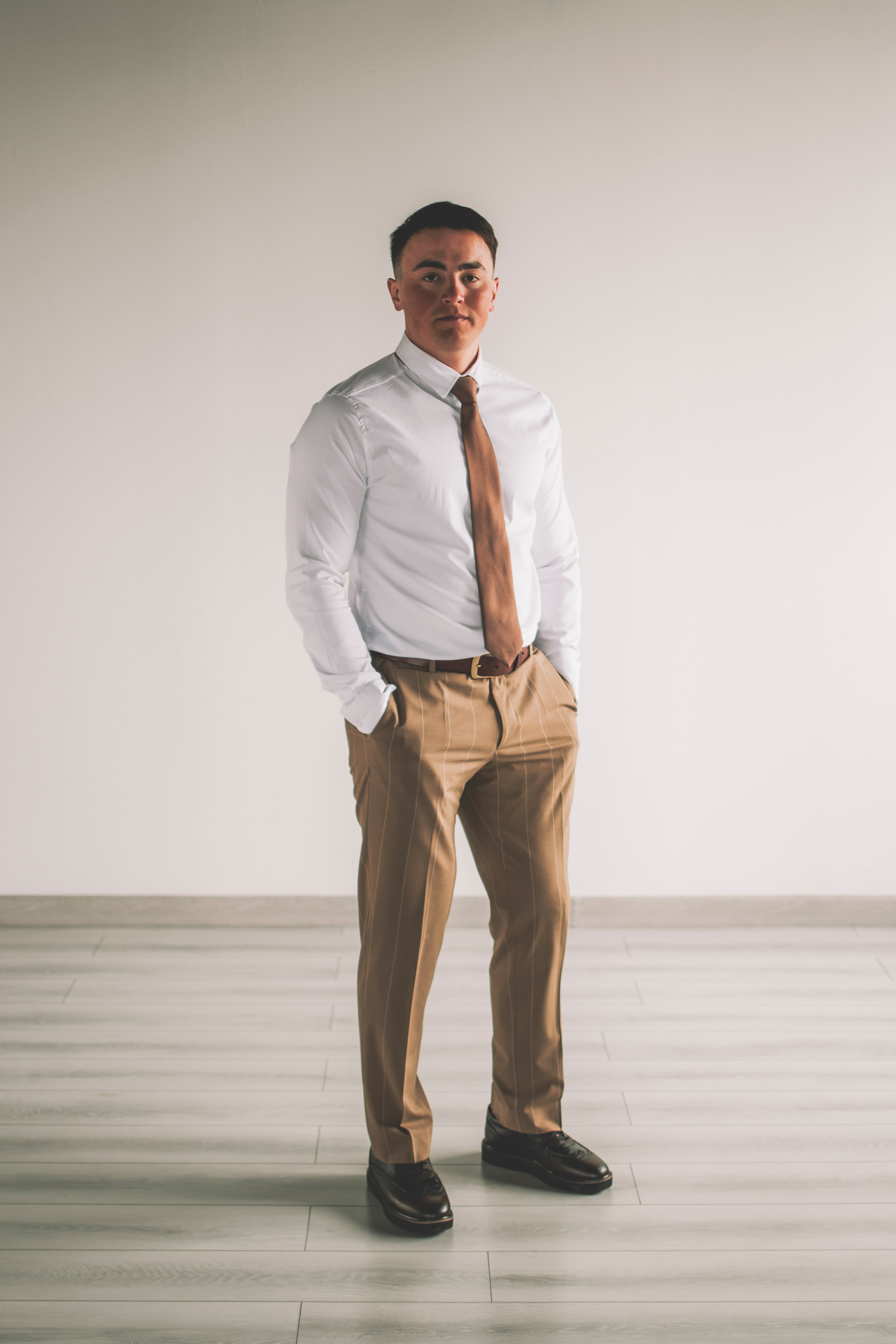 Альберт и Анастасия (Студийная фотосессия, роспись в ДК Нефтяник + фотосессия с гостями). Семейный и свадебный фотограф Губкинский и Ставрополь