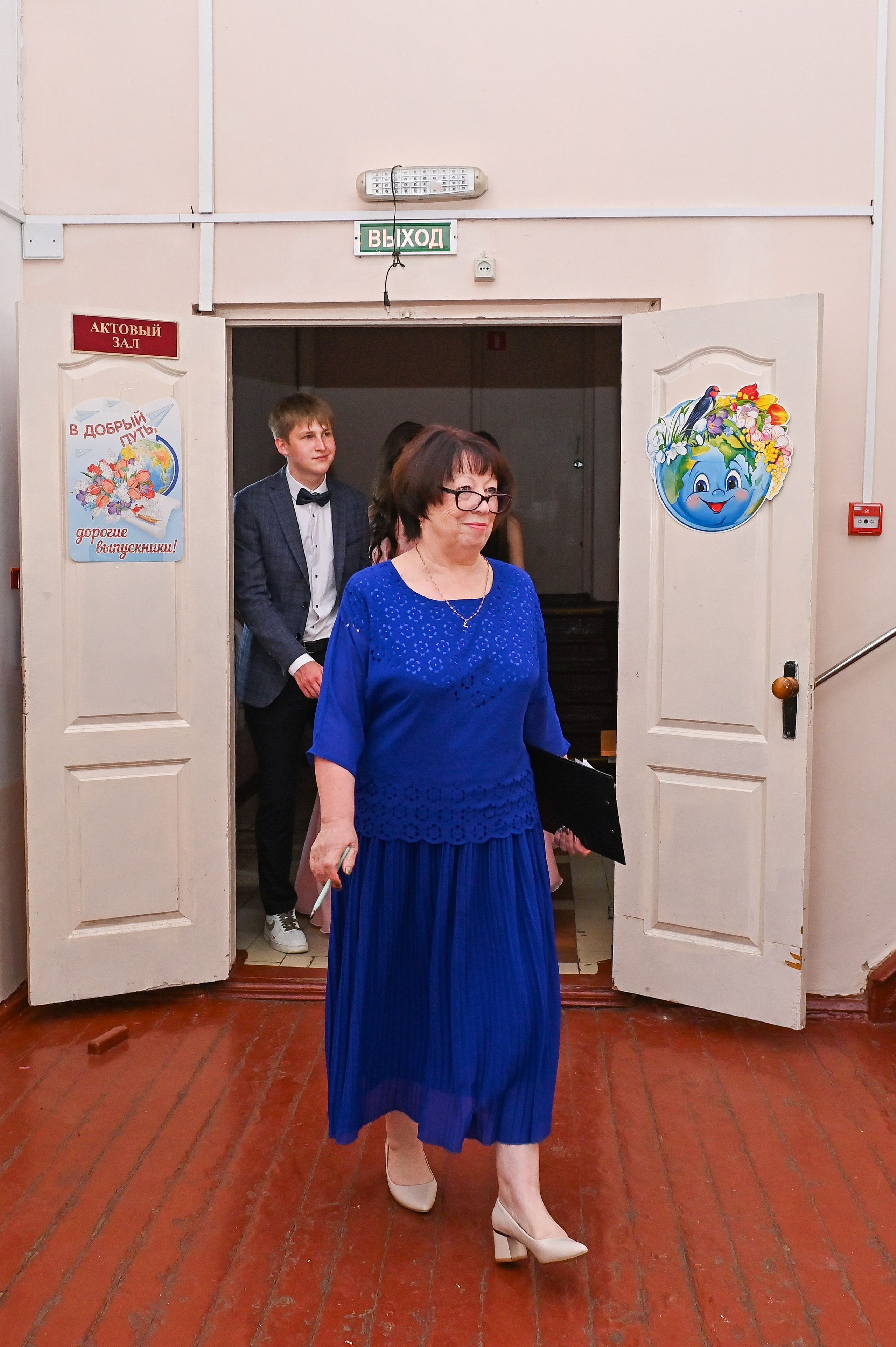 Выпускной школа 48. Семейный и свадебный фотограф во Владивостоке