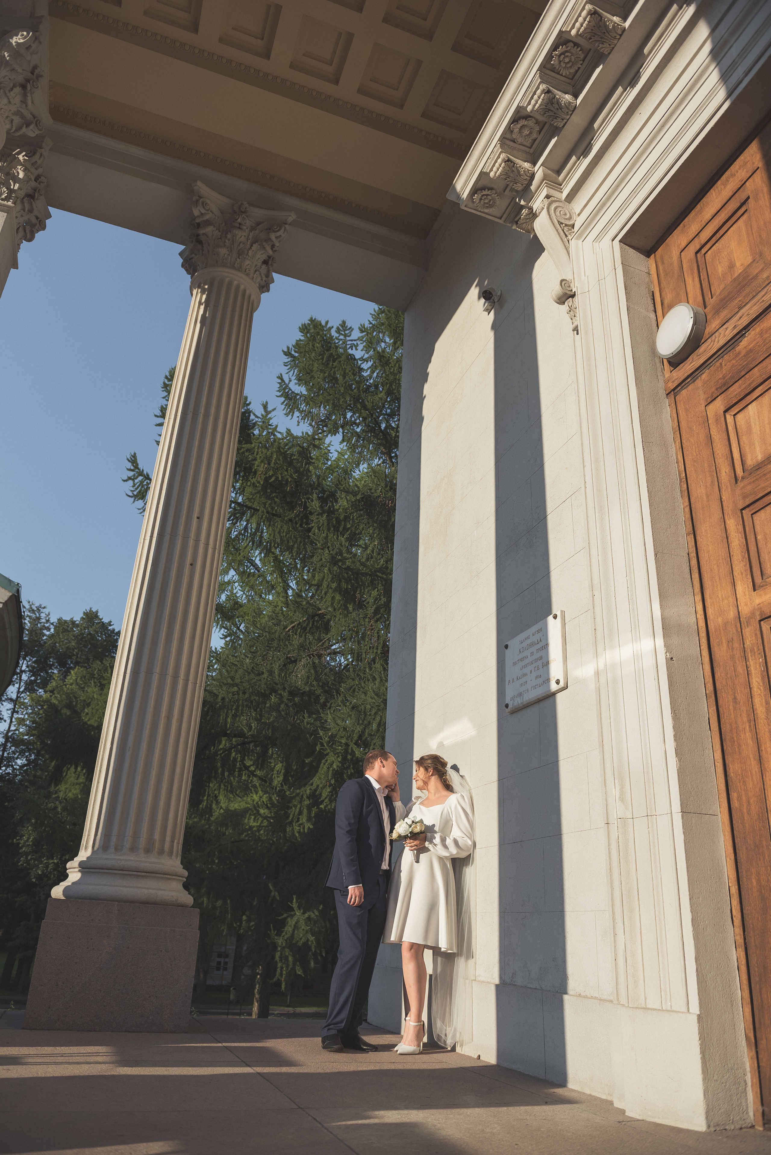 Свадебная фотосессия в усадьбе Архангельское. Портретный фотограф Москва Светлана Кашура