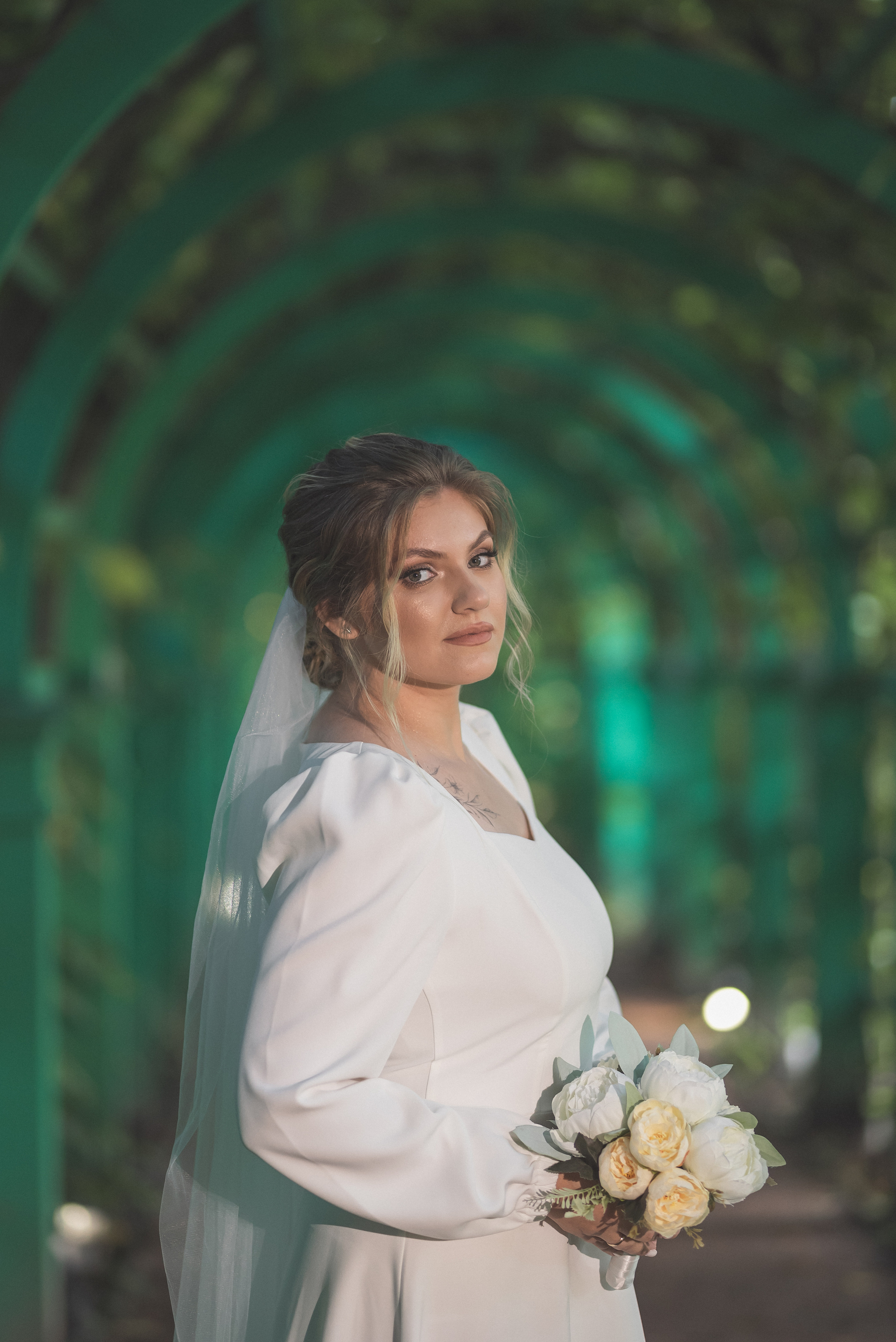 Свадебная фотосессия в усадьбе Архангельское. Портретный фотограф Москва Светлана Кашура