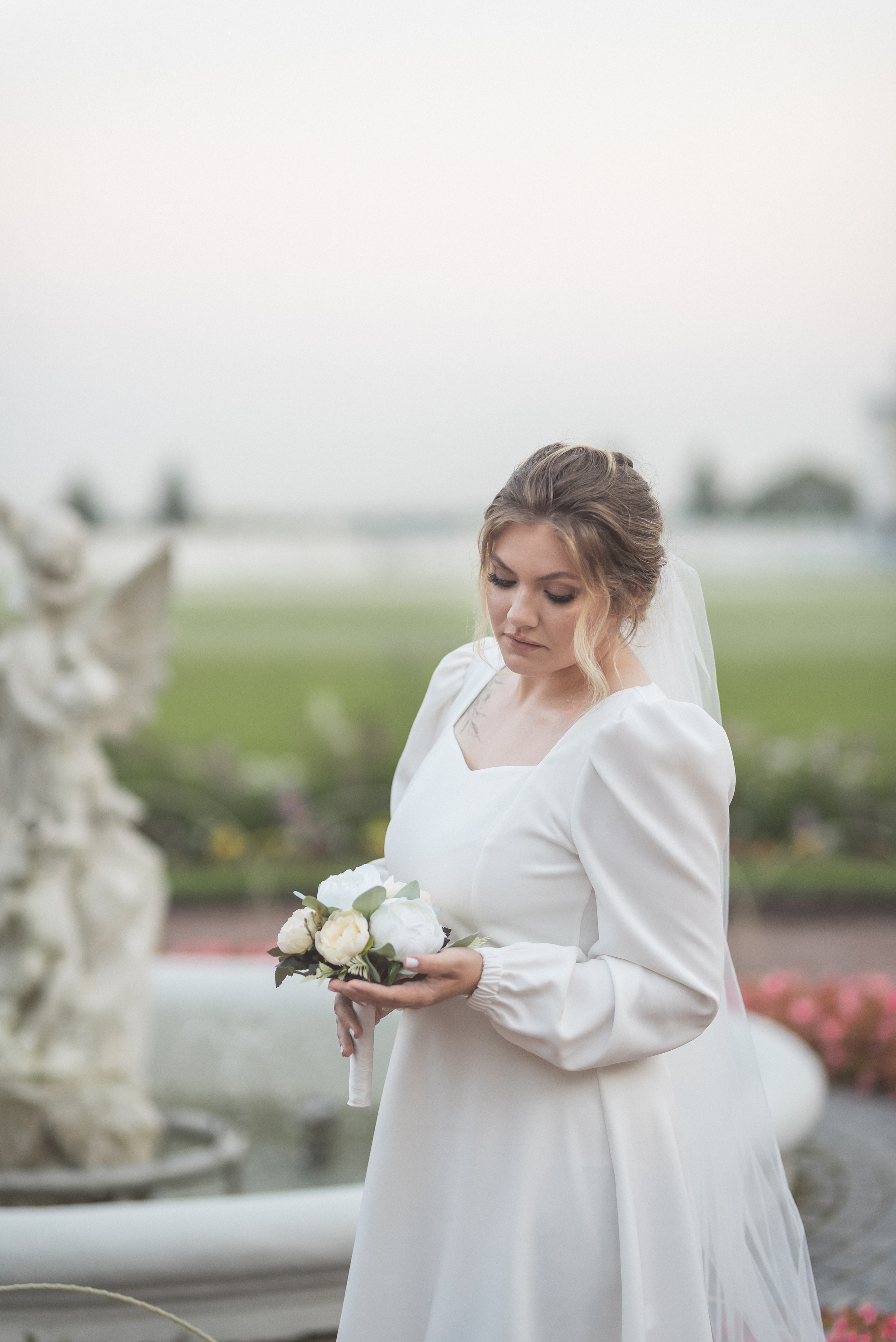 Свадебная фотосессия в усадьбе Архангельское. Портретный фотограф Москва Светлана Кашура