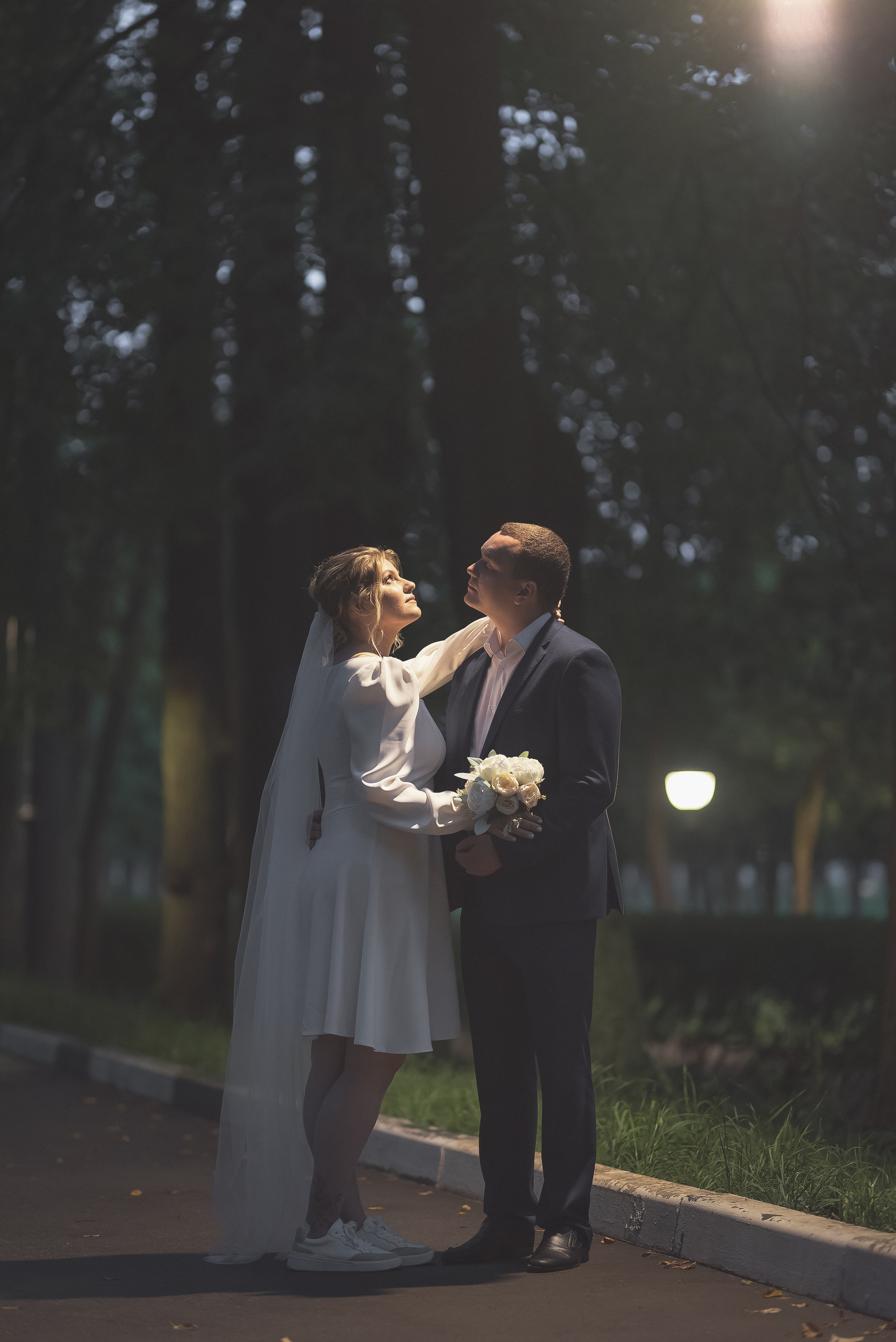 Свадебная фотосессия в усадьбе Архангельское. Портретный фотограф Москва Светлана Кашура