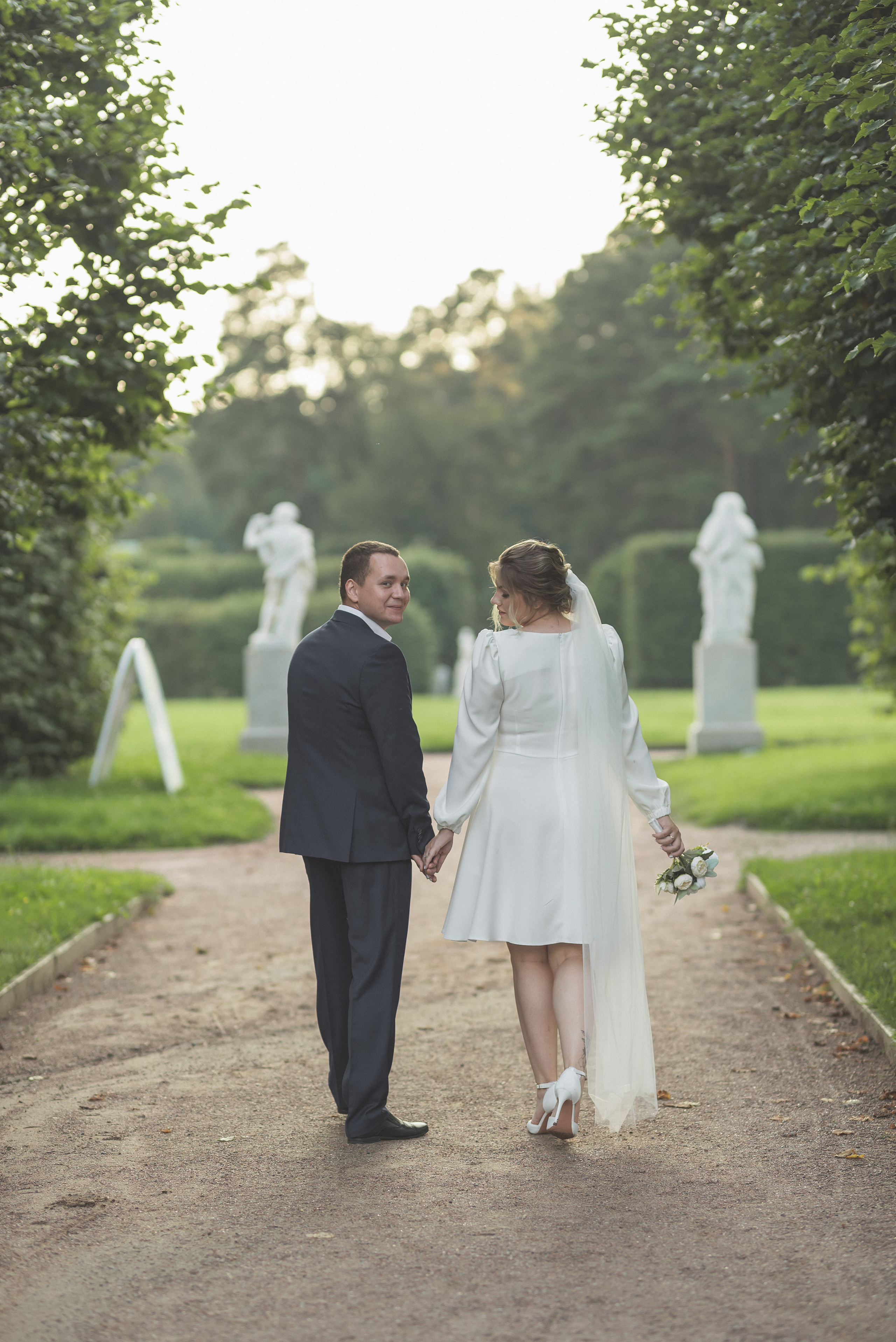 Свадебная фотосессия в усадьбе Архангельское. Портретный фотограф Москва Светлана Кашура