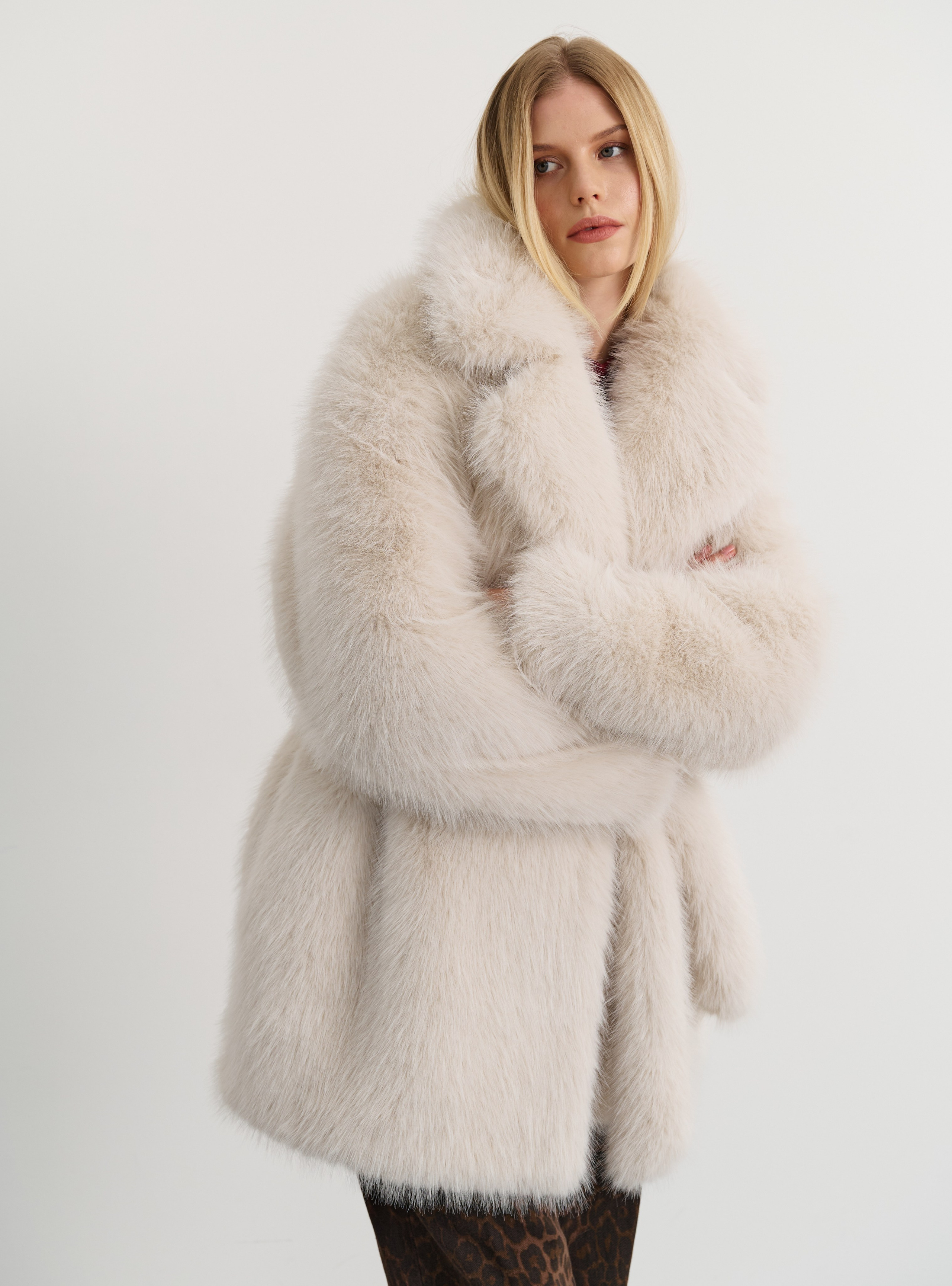 Каталог для бренда верхней одежды Sheily. Fashion фотограф в Москве Ксения Чупрунова