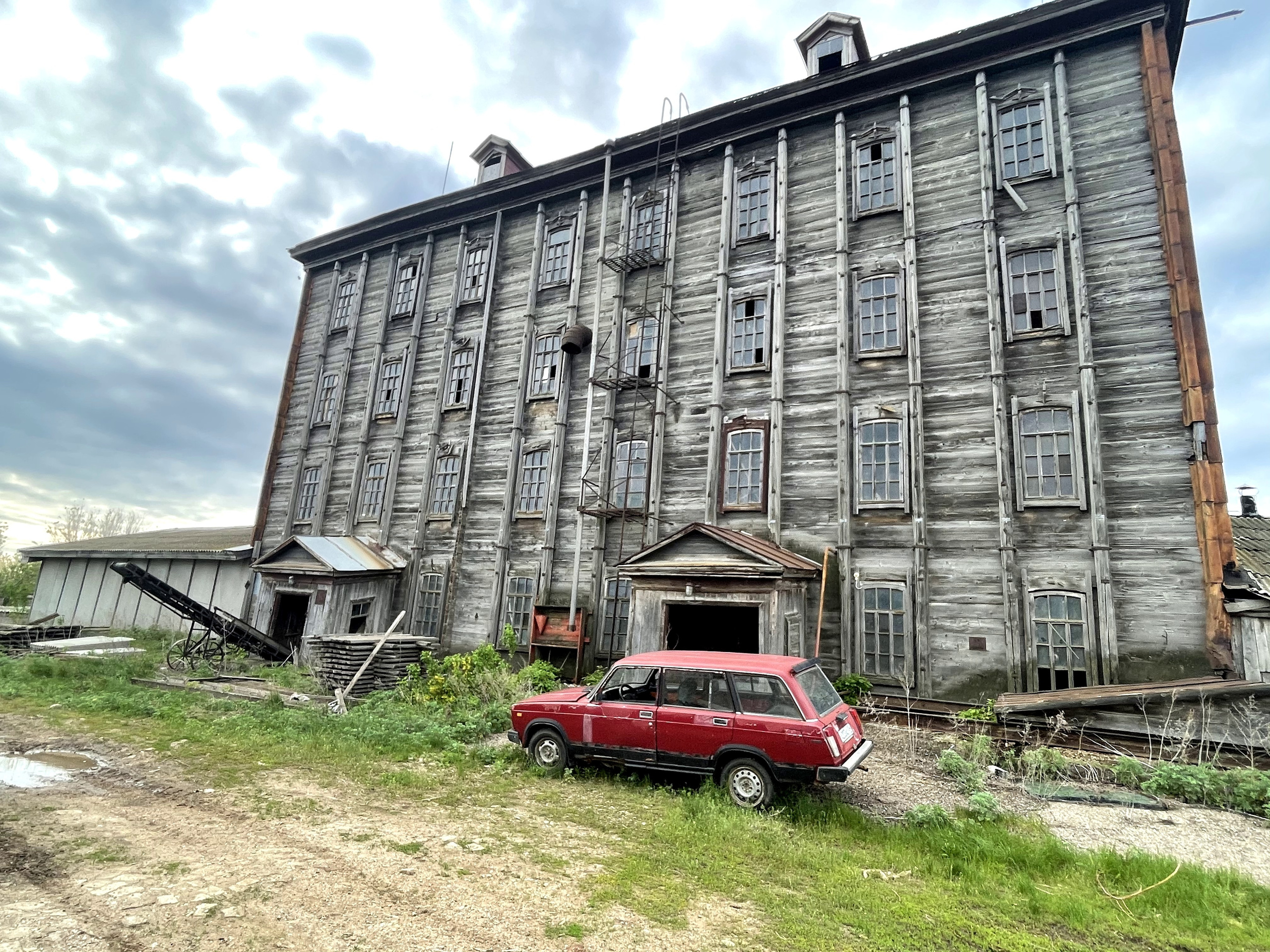 90 504 ВАЗ 2104. ВИЗУАЛЬНЫЕ И ЗВУКОВЫЕ РЕШЕНИЯ ДЛЯ БИЗНЕСА И СЪЁМОК ТЕЛЕТЕЛА