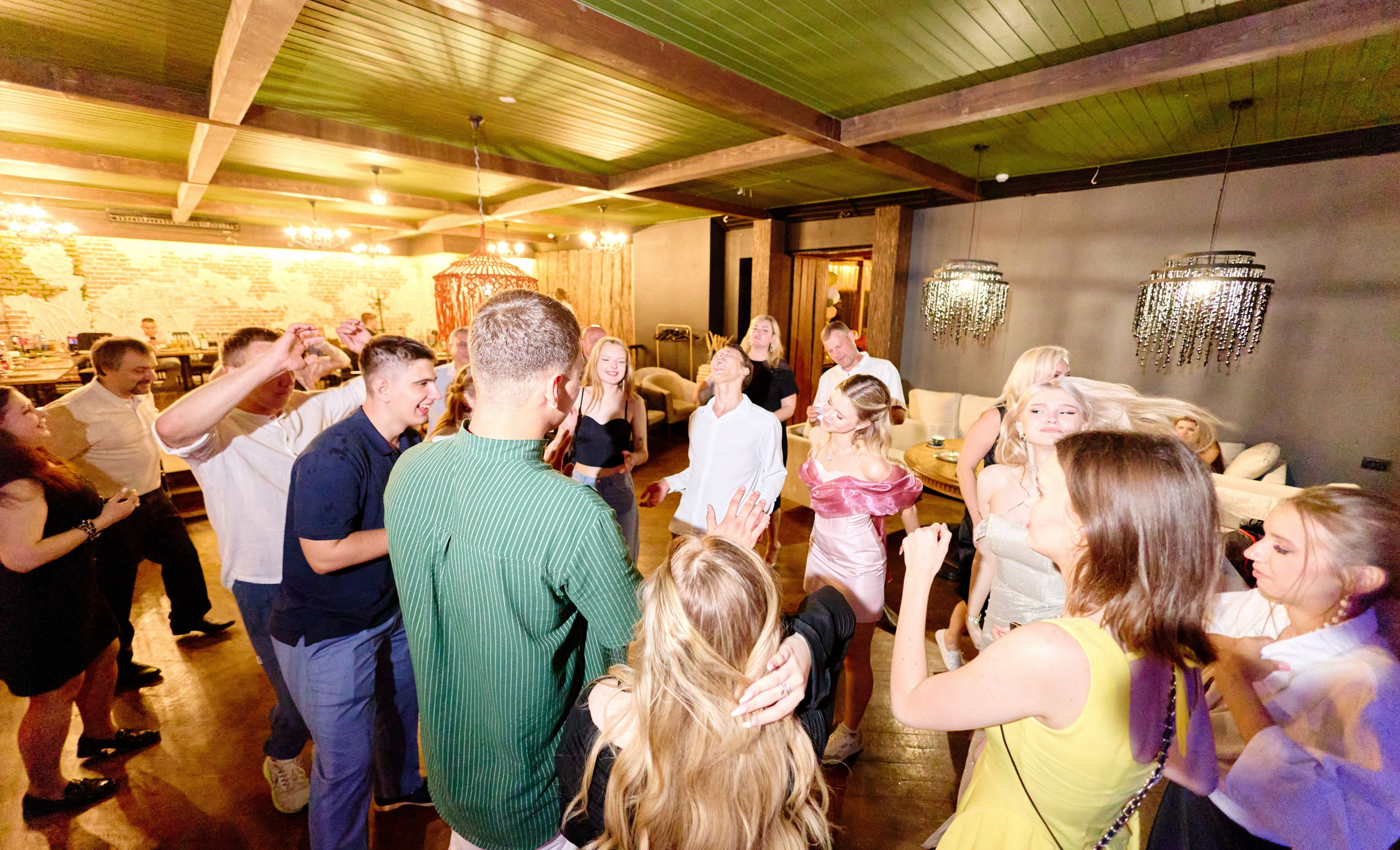 Выпускной 35 Сош. Фотограф Выпускные альбомы Таганрог Сергей Коробченко