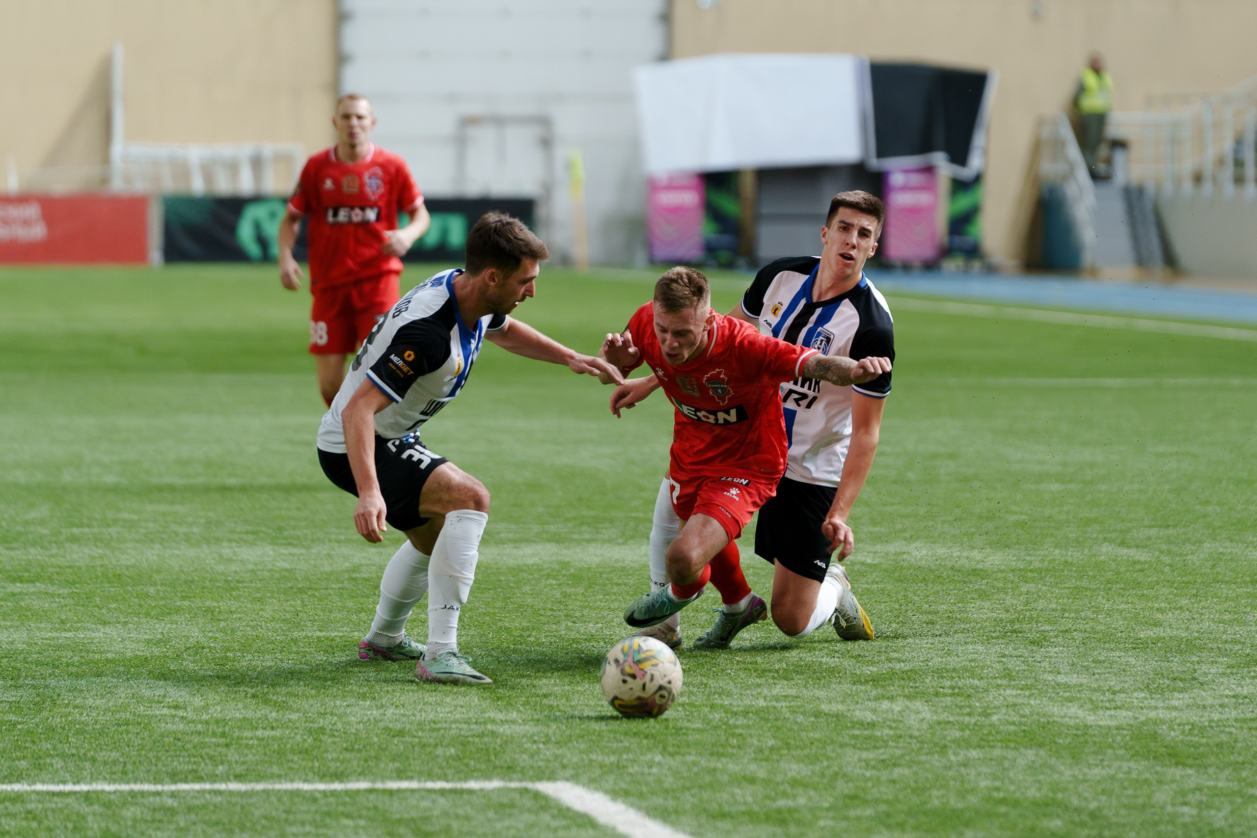 Футбол. Репортажный фотограф Красноярск Алекс Чампакхам