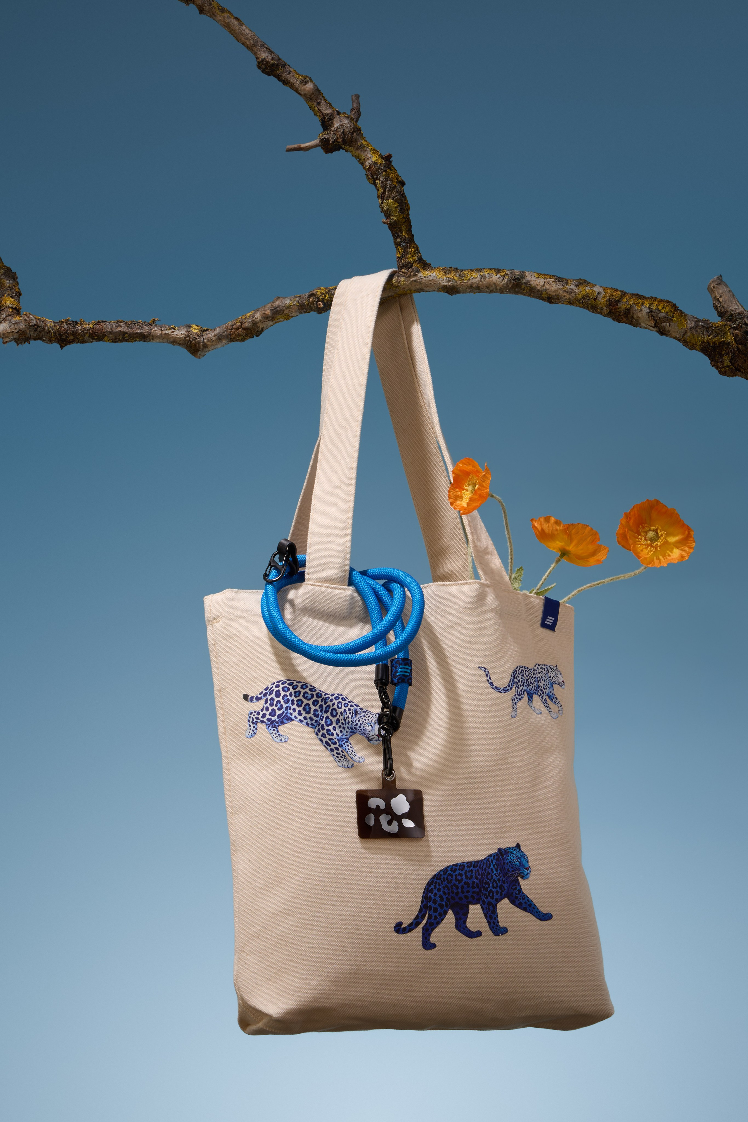 ВТБ мерч. Аксёнова Оля — сет-дизайнер, художник-постановщик, Москва