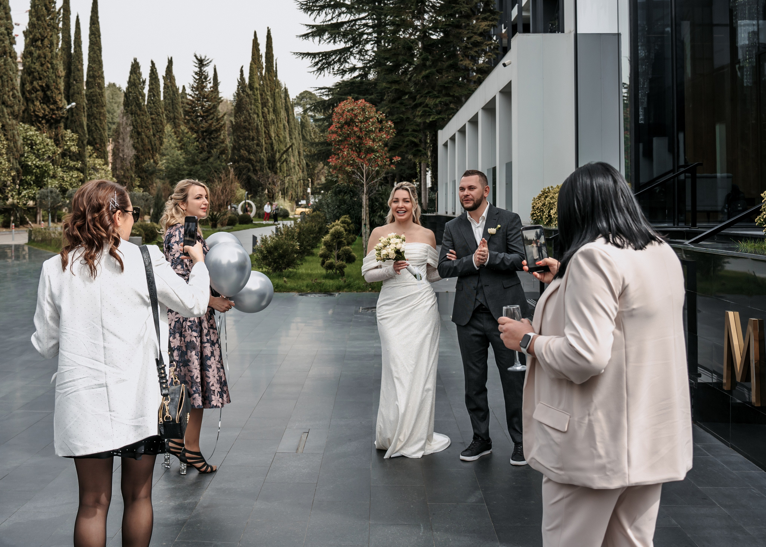 Свадебная фотосессия на море и в горах в Сочи. Алина Бернд — свадебный и индивидуальный фотограф в Сочи и Адлере