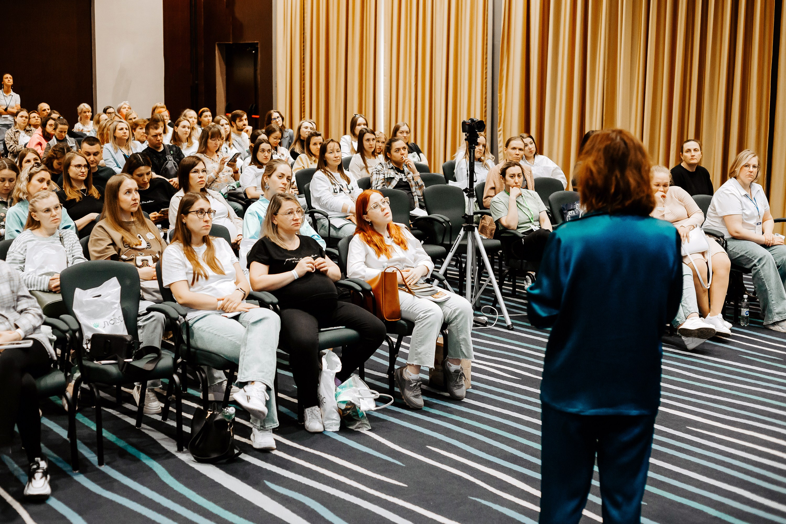 Уральский беременный форум 2024. Фотограф в Челябинске Ополихина Анна