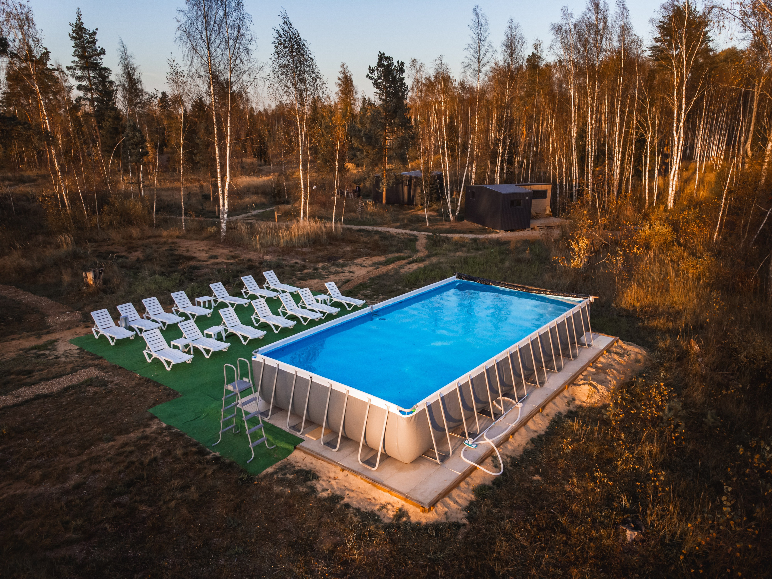Бассейн, трава, осень, лес, природа, база отдыха, загородный клуб, "ПОБЕГ ИЗ ГОРОДА"