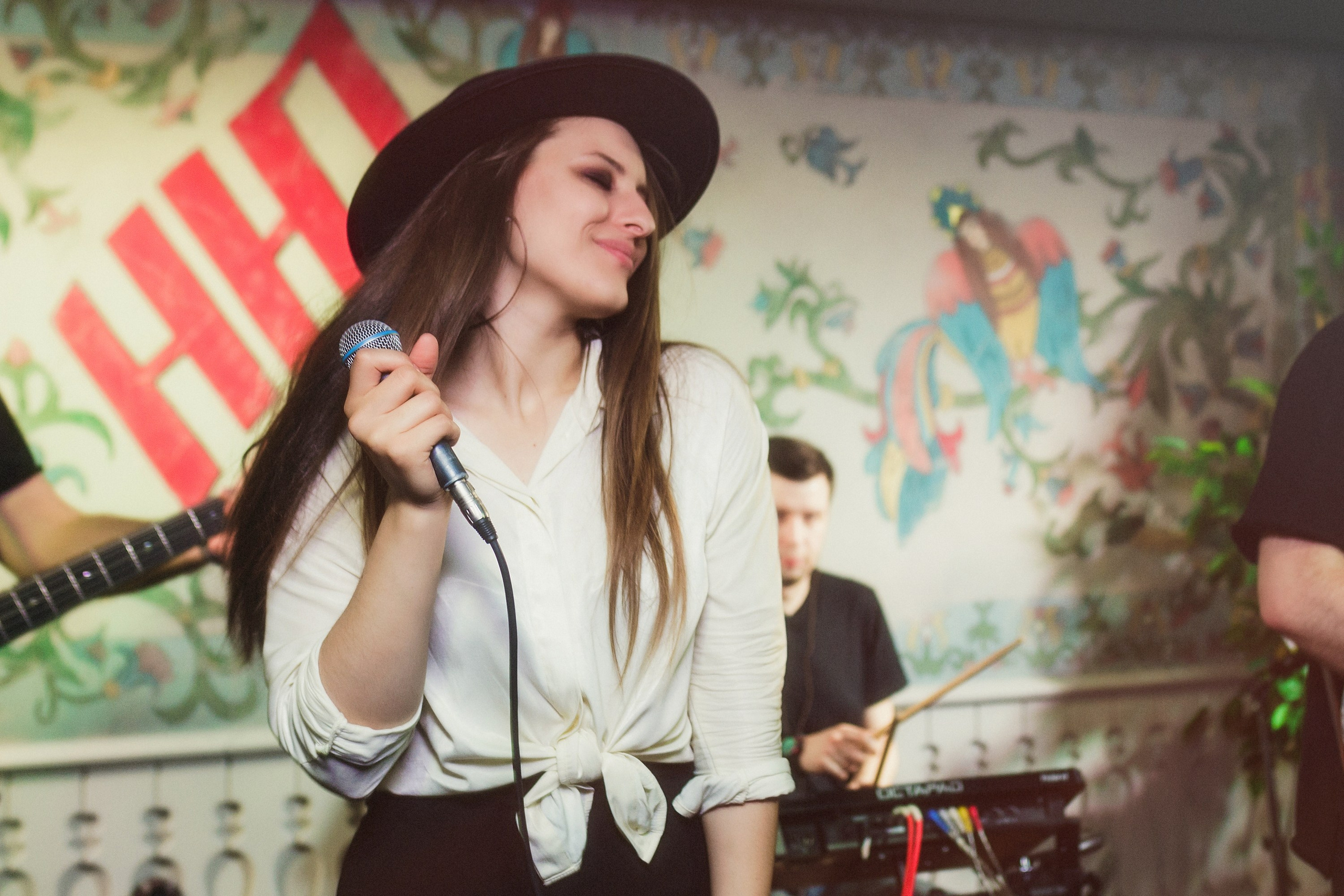 ЗАВЕДЕНИЯ. Roman Photo