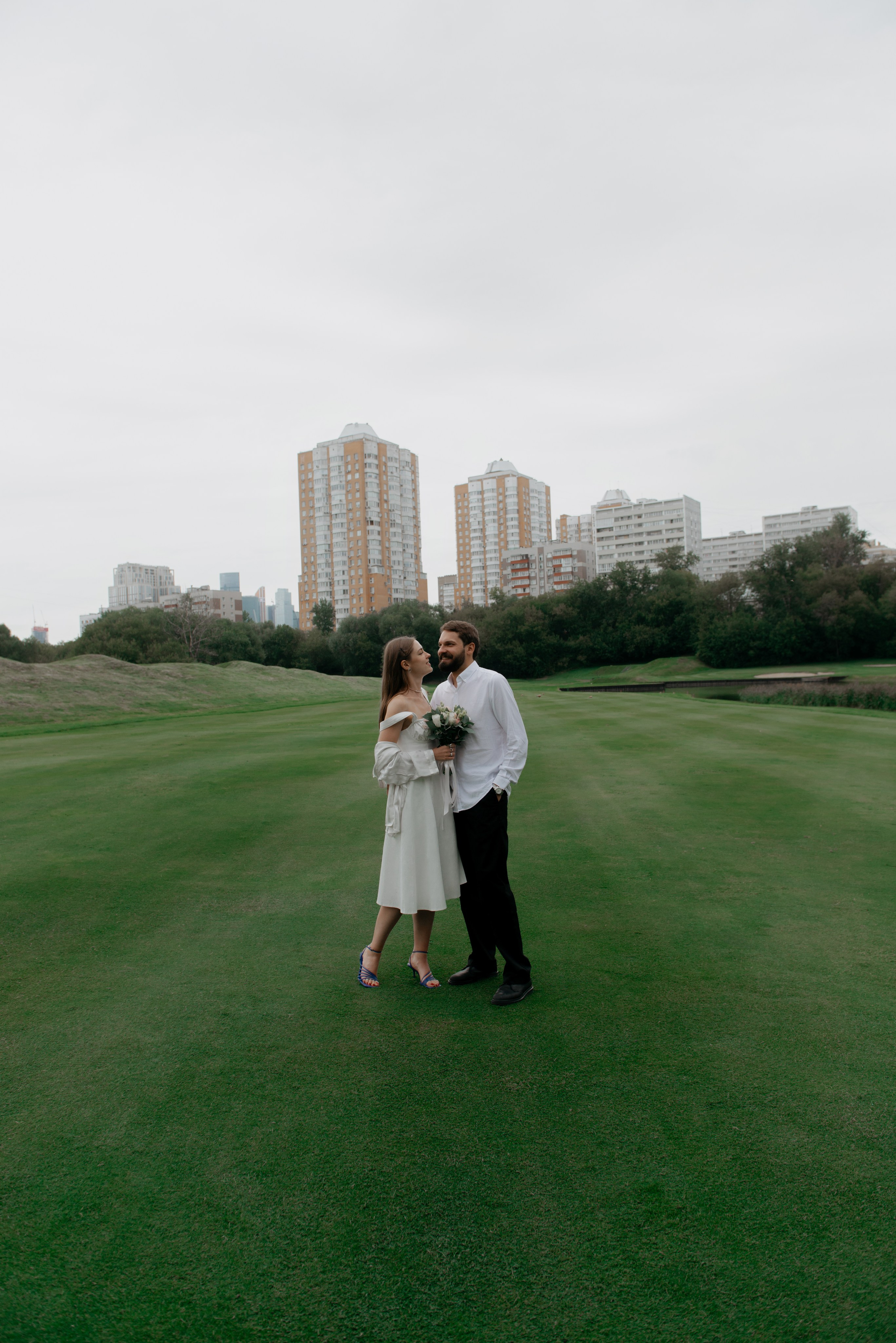 поле для гольфа москва