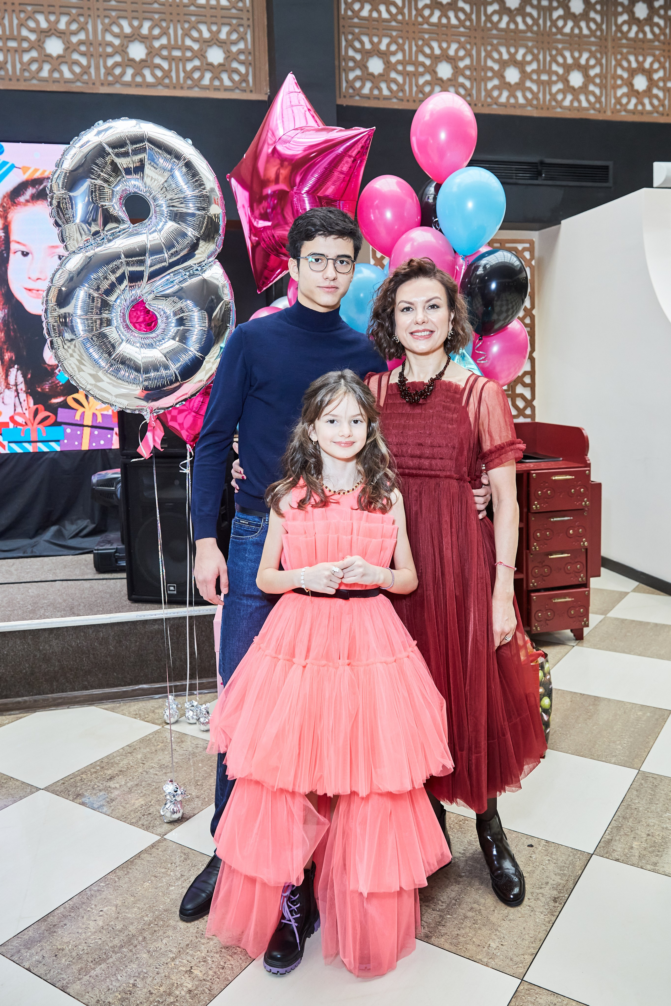 Большой День рождения девочки. Budanovaphoto.ru