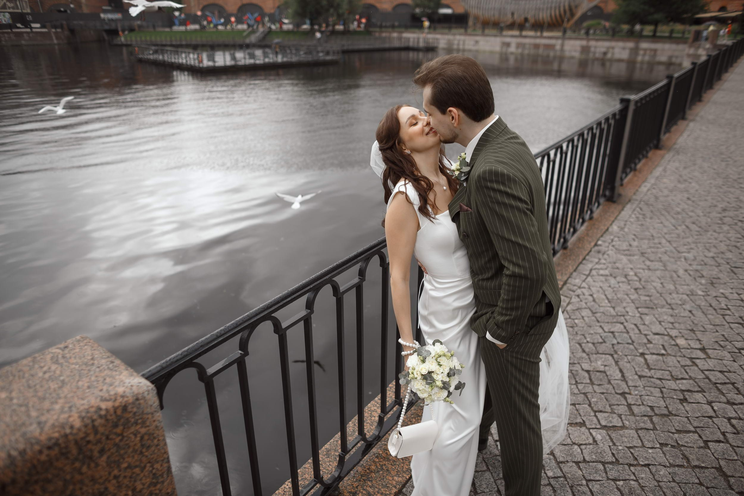 Свадебная фотосессия в Санкт-Петербурге. Свадебный фотограф Игорь Брундасов 8PHOTO на свадьбу венчание загс СПб