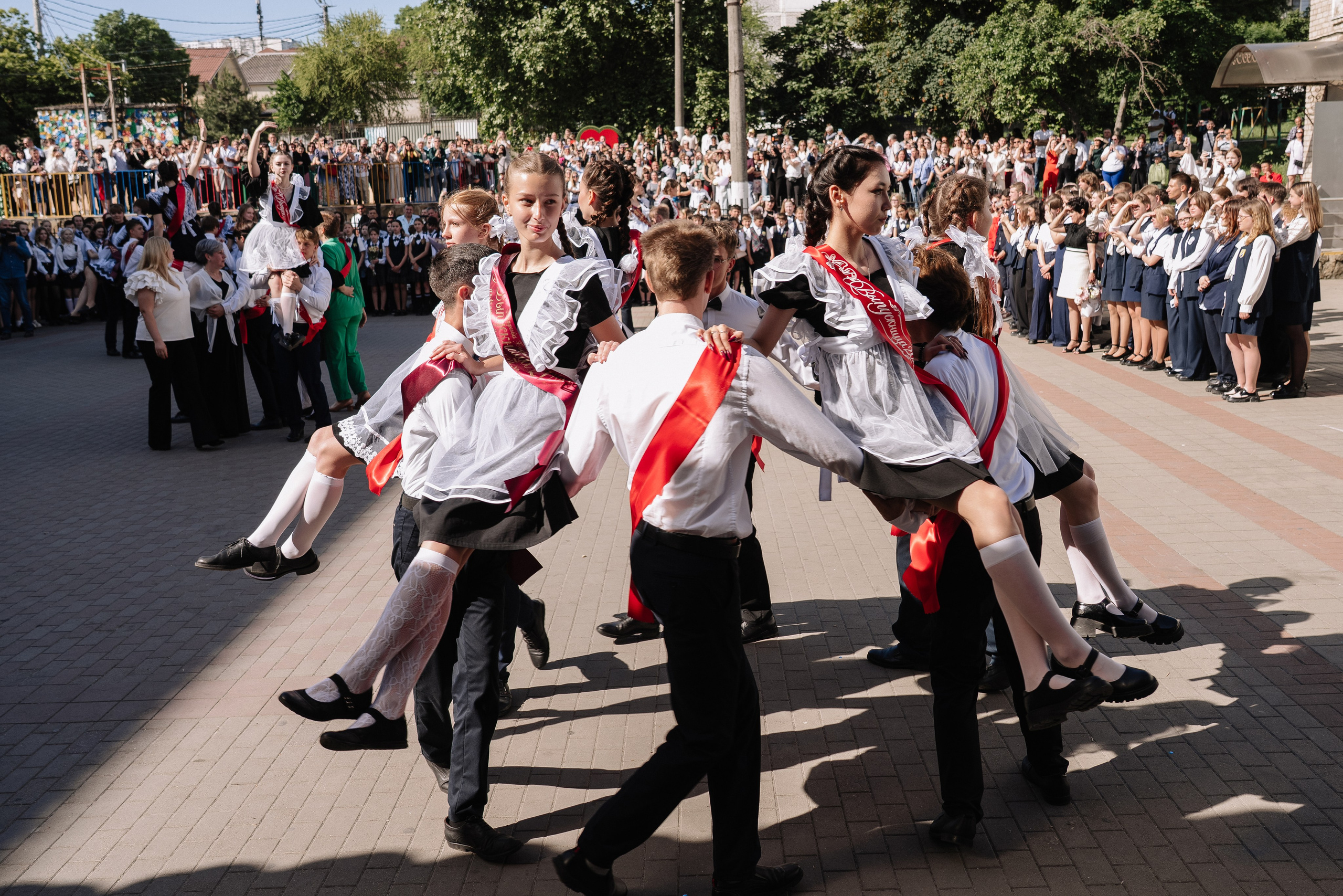 11 класс 40 школа. Выпускные альбомы Натальи Бутко: Новороссийск, Анапа, Геленджик