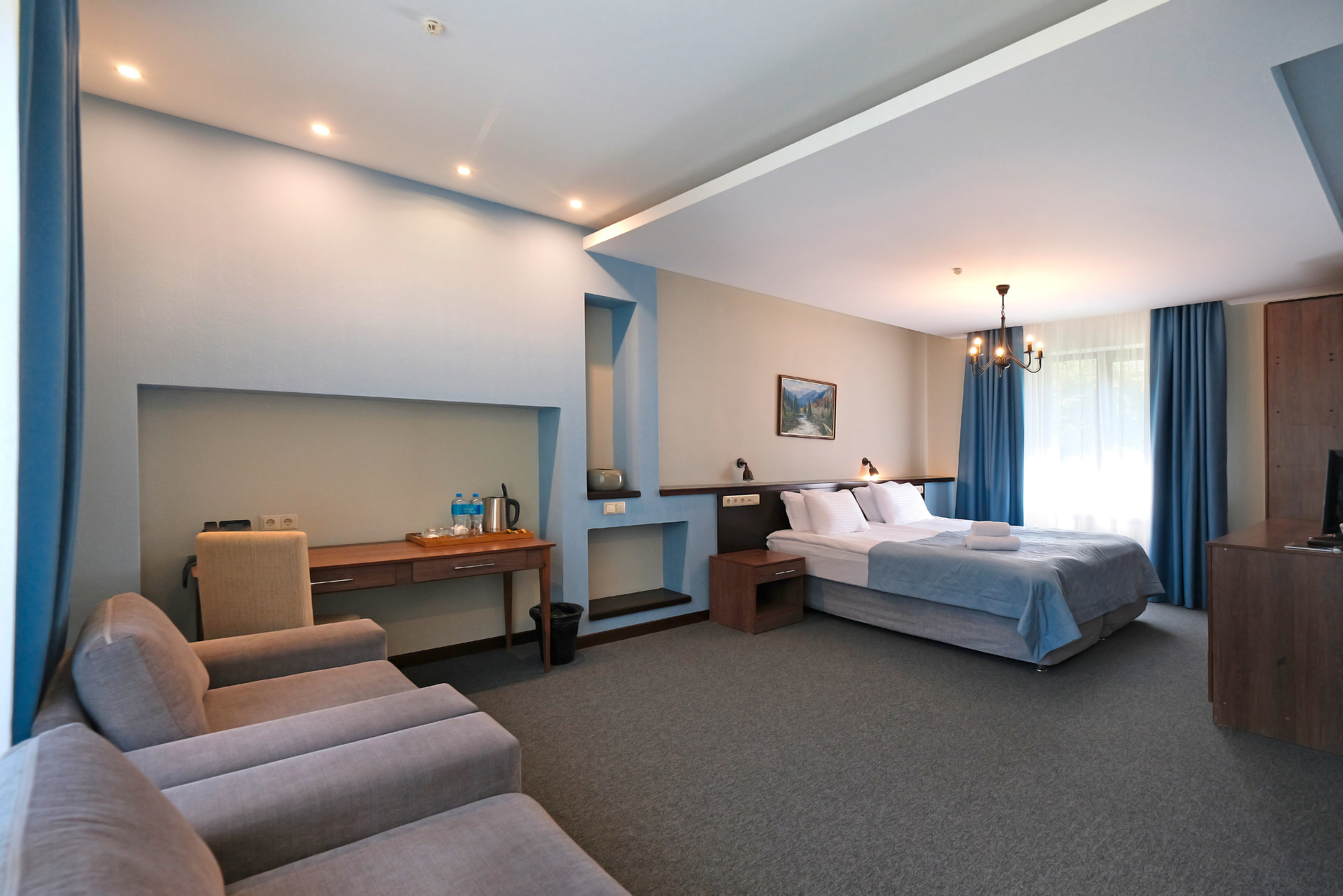 Интерьеры и Экстерьеры. Портреты и репортажные съемки с душой: ваш уникальный момент в объективе Руфата, профессионального фотографа Алматы