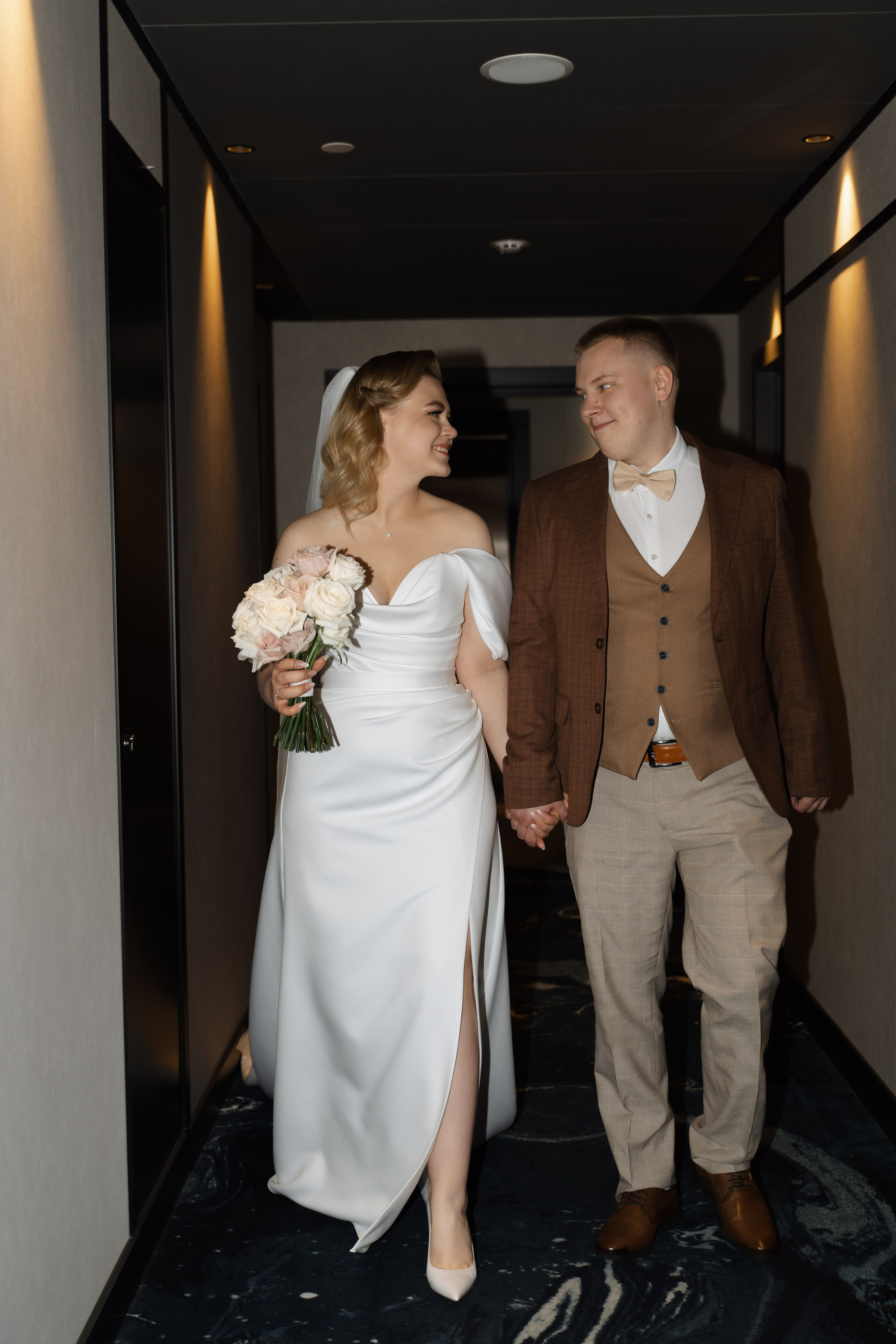 Данил и Евгения. Свадебный фотограф Анастасия Хабарова в Новоуральске и Екатеринбурге