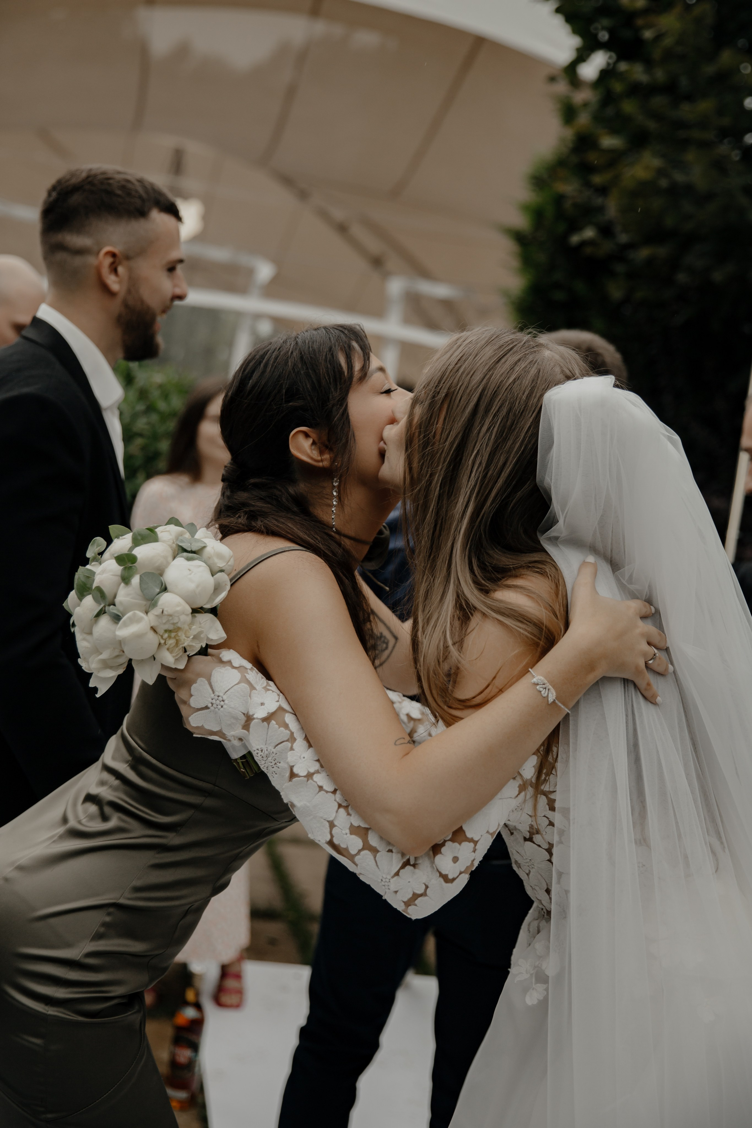 02.07.24. RETOUCH-HOUSE