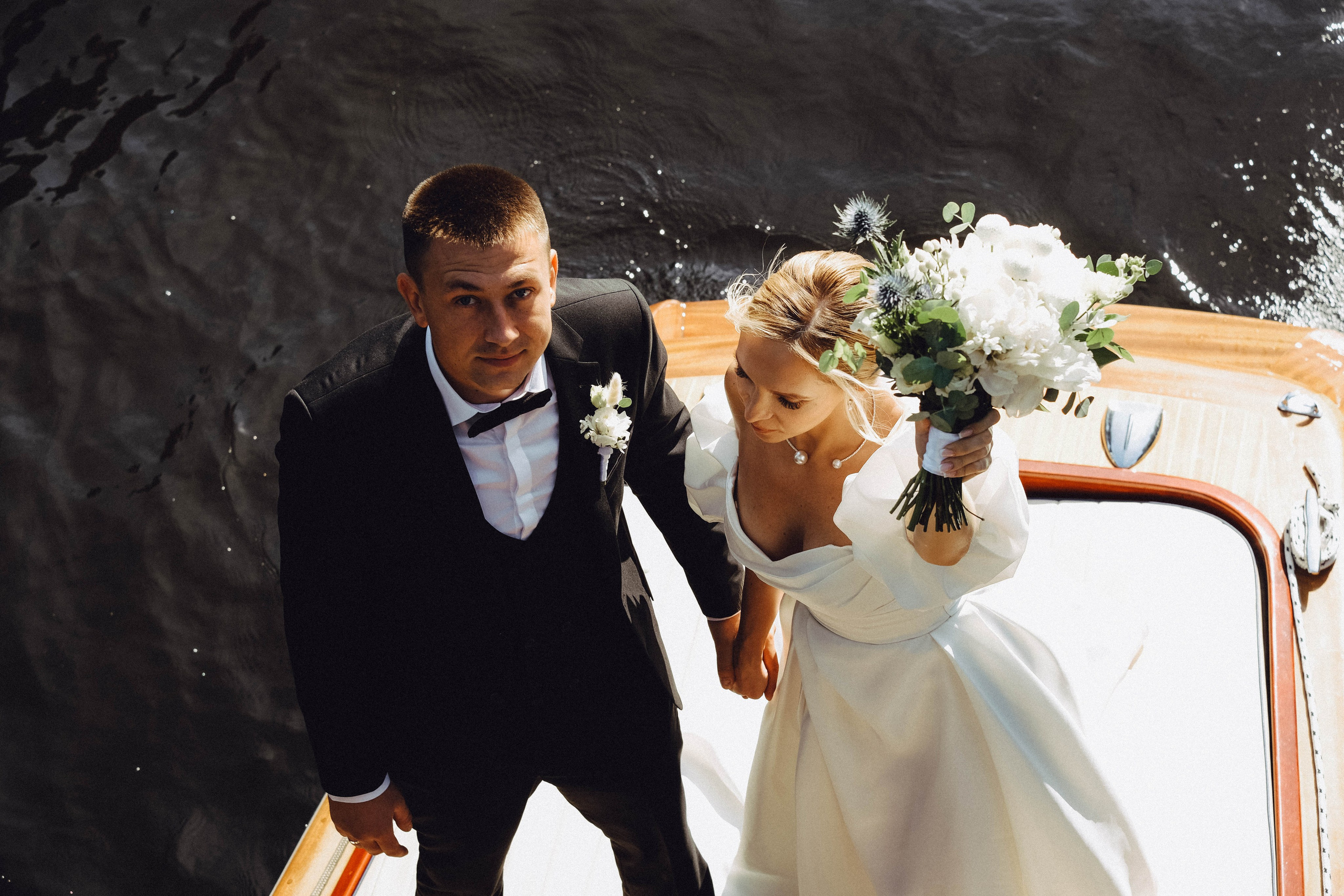 СВАДЕБГНАЯ ПРОГУЛКА ПО КАНАЛ САНКТ-ПЕТЕРБУРГА НА КАТЕРЕ. Профессиональный фотограф, Санкт-Петербург — Виктория Богомолова