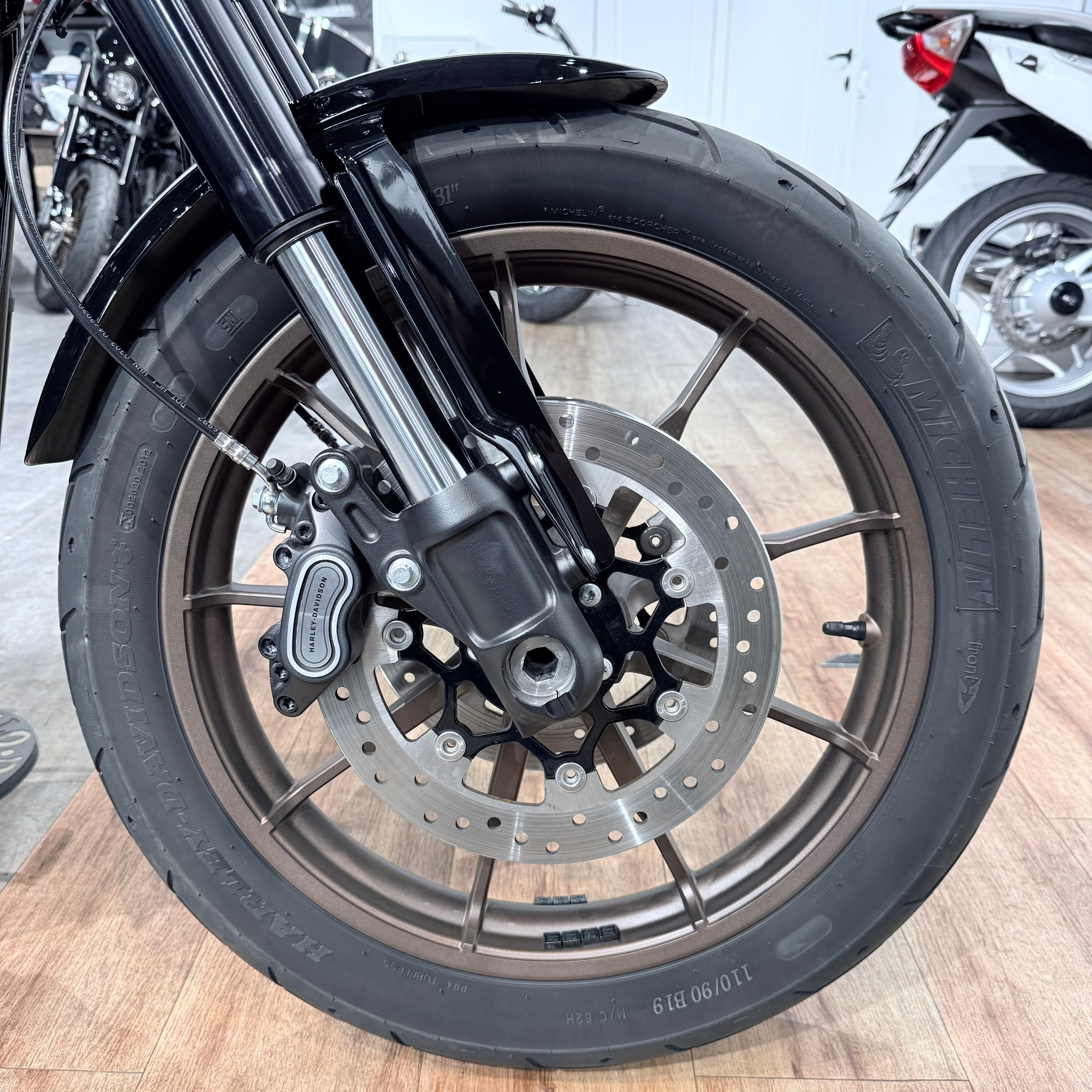 2021 Lоw Ridеr S 114 АBS Vivid Вlack. Hello Davidson, Москва. Только хорошие мотоциклы…