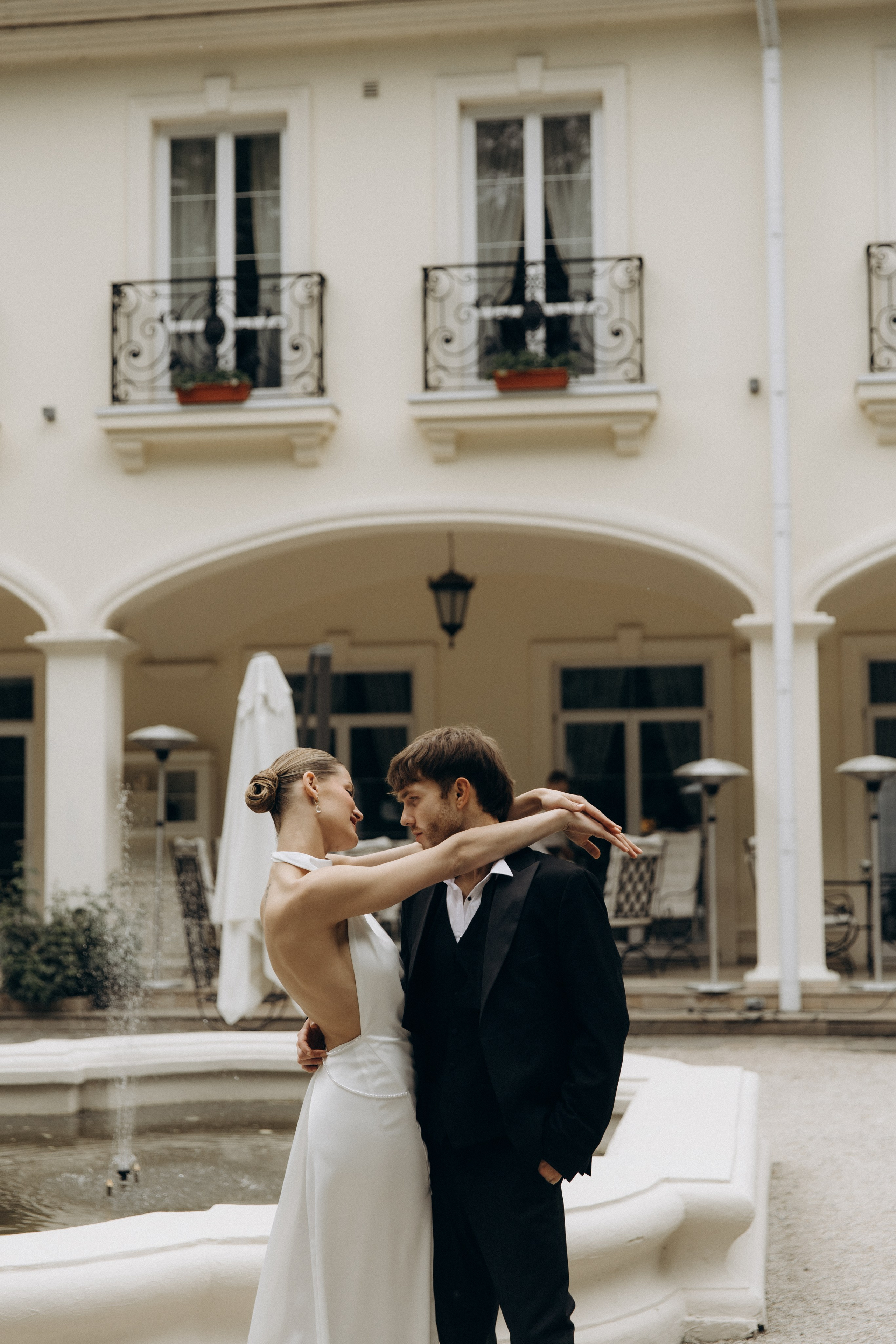 Свадебная фотосессия с ретро-автомобилем. Свадебный фотограф Москва Павел Фетисов