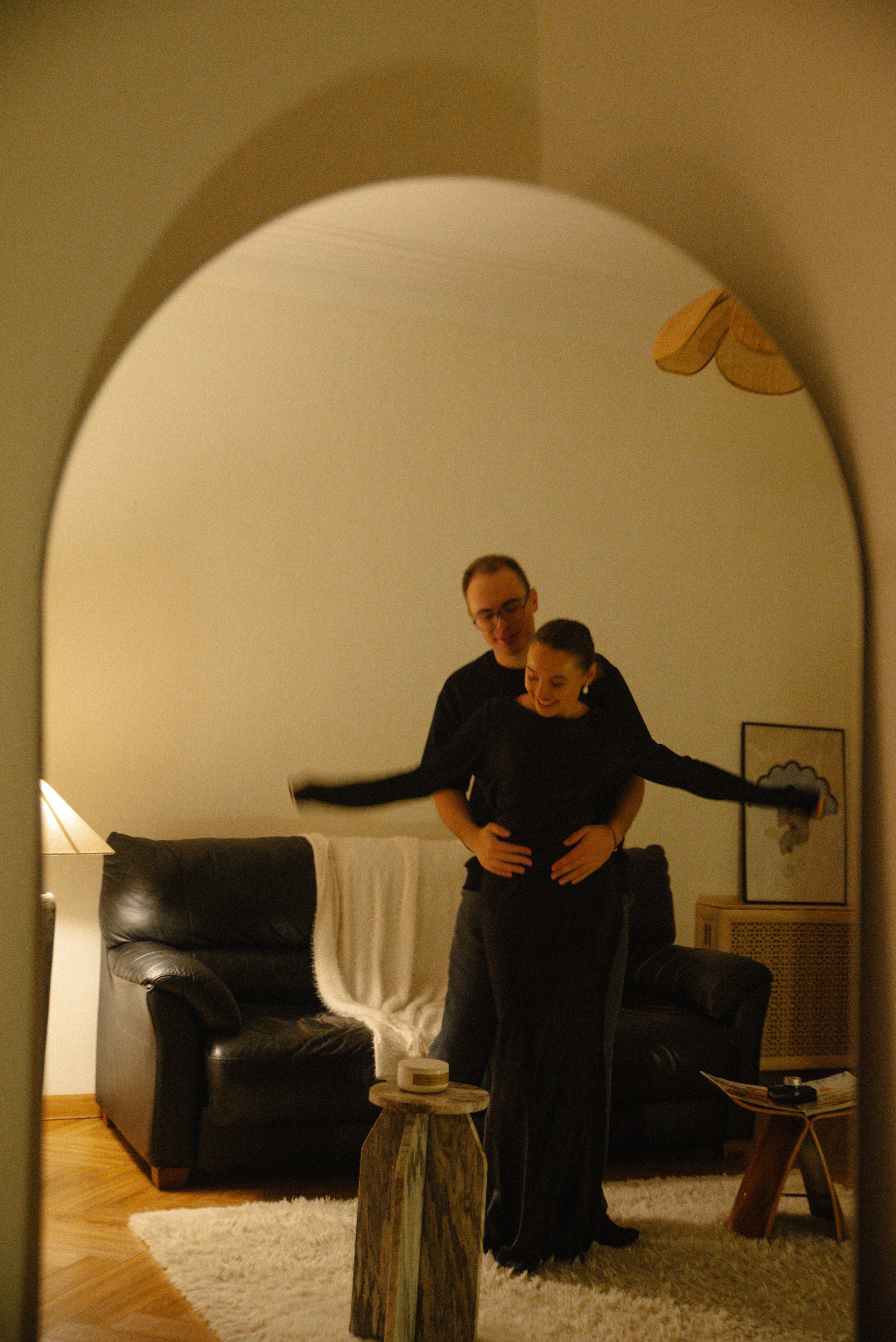 Обнимая. Свадебный, женский фотограф в Москве, Мытищах, Королёве Ксения Узилле