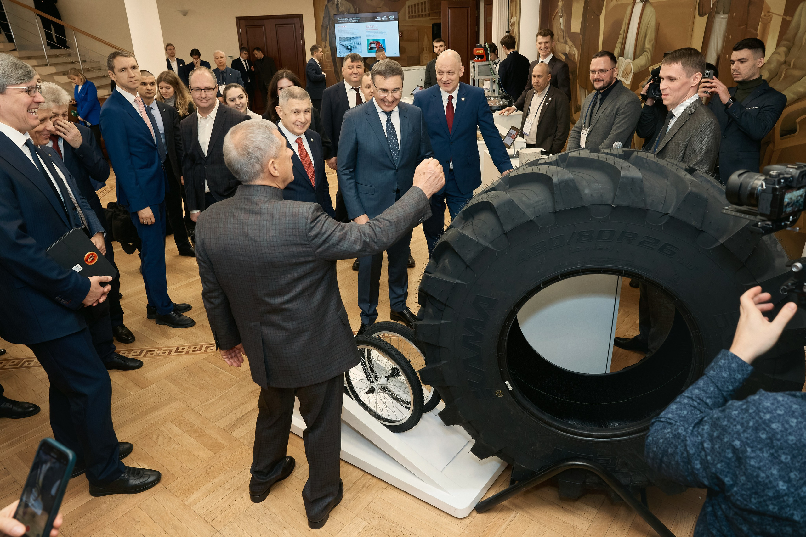 День Науки в В АН РТ. Мое имя Раиль. Я репортажный фотограф в Казани, так же мой любимый жанр — свадебный фотограф