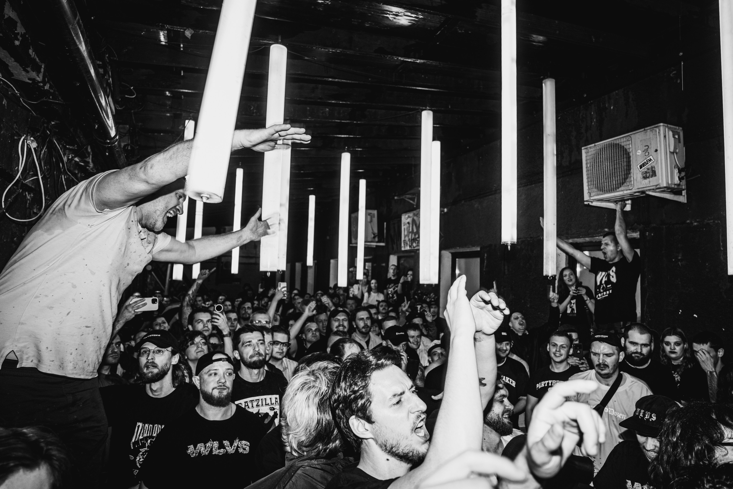 /brainrot/, ://Sign_off, PARTYBREAKER, WLVS 13.06.2026 в Смене. Репортажный фотограф в Москве Legiodot