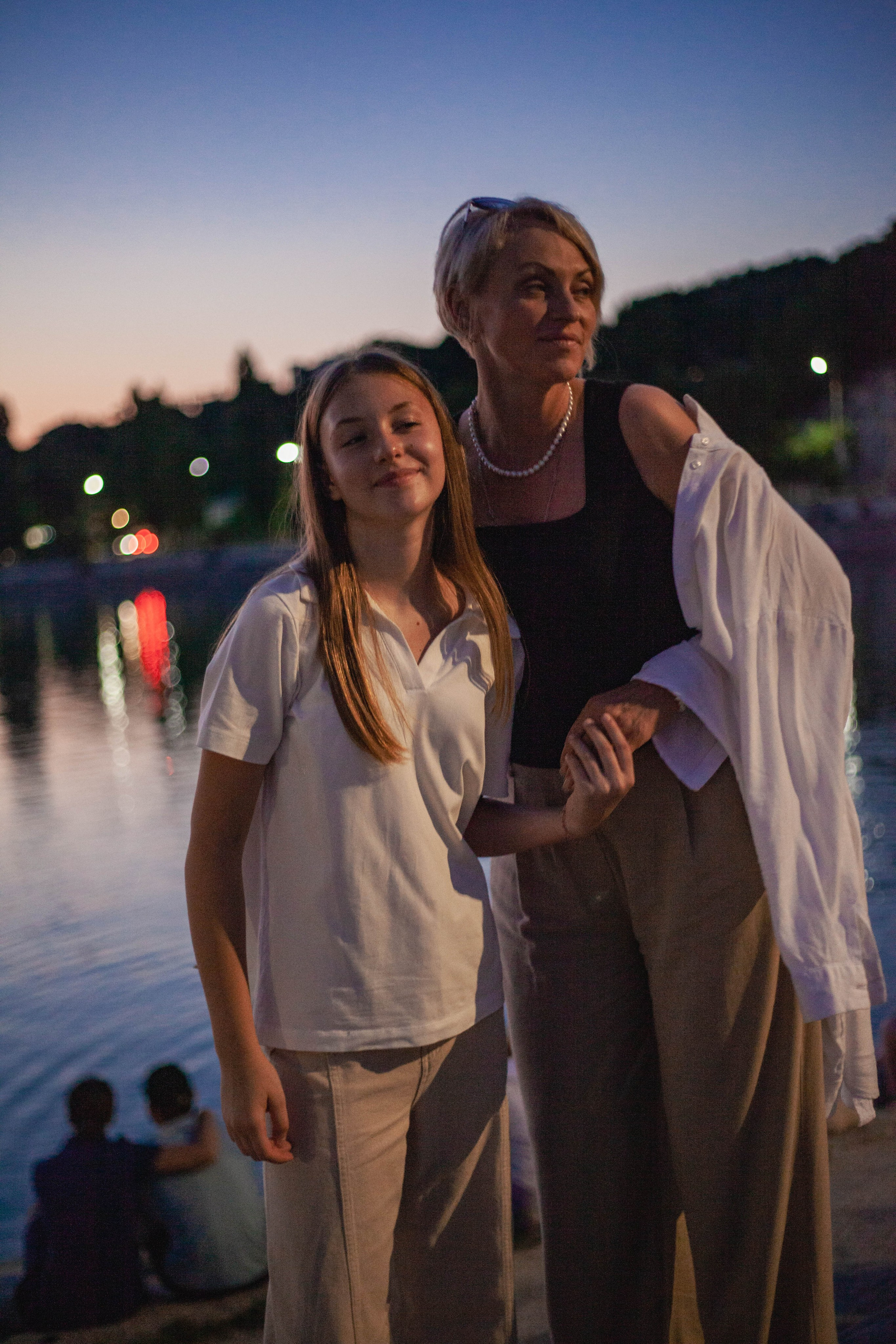 Абрау. Уличный фотограф Города N