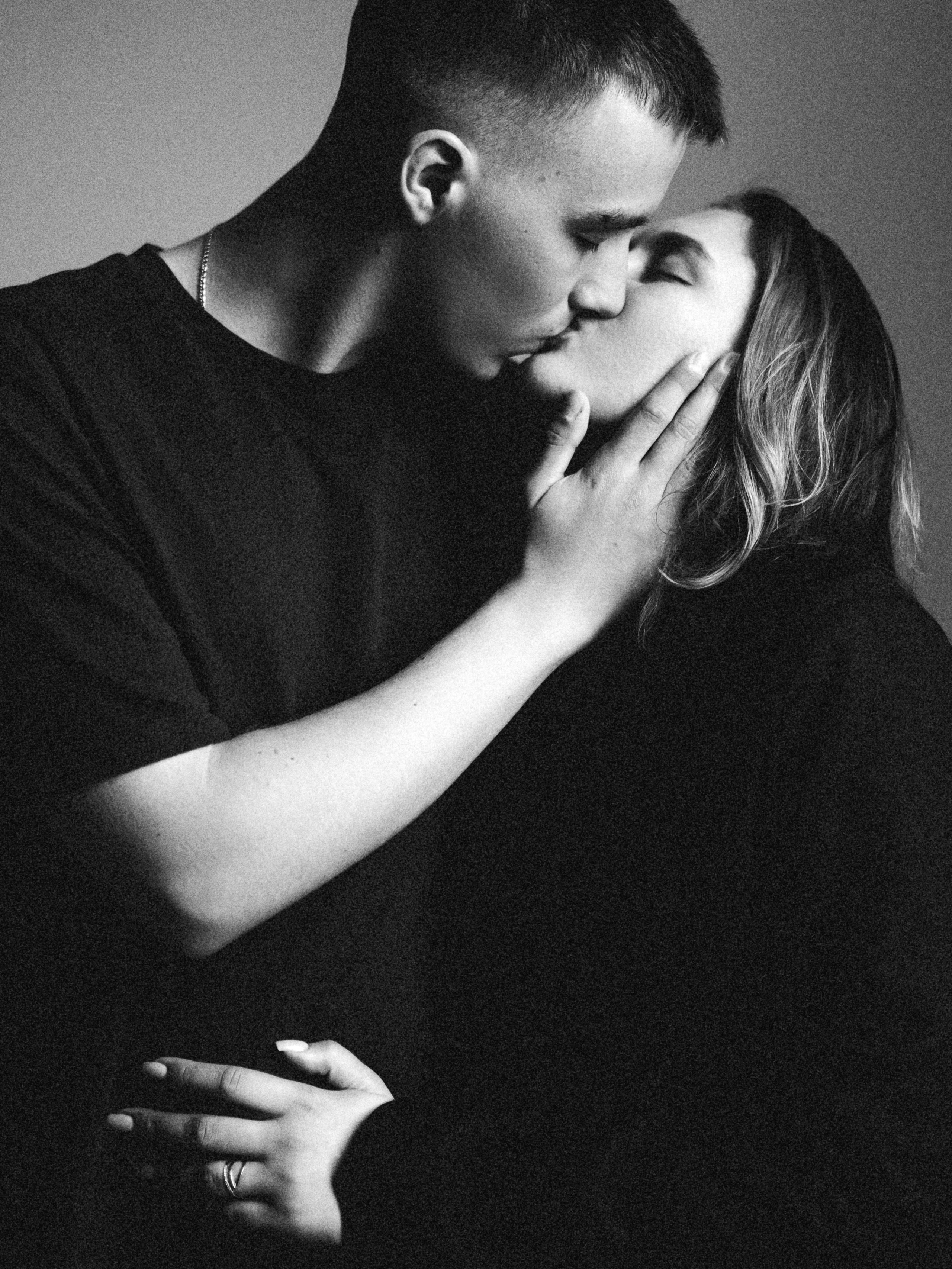 Love story. Индивидуальные портретные съемки, чувственные истории любви во Владивостоке