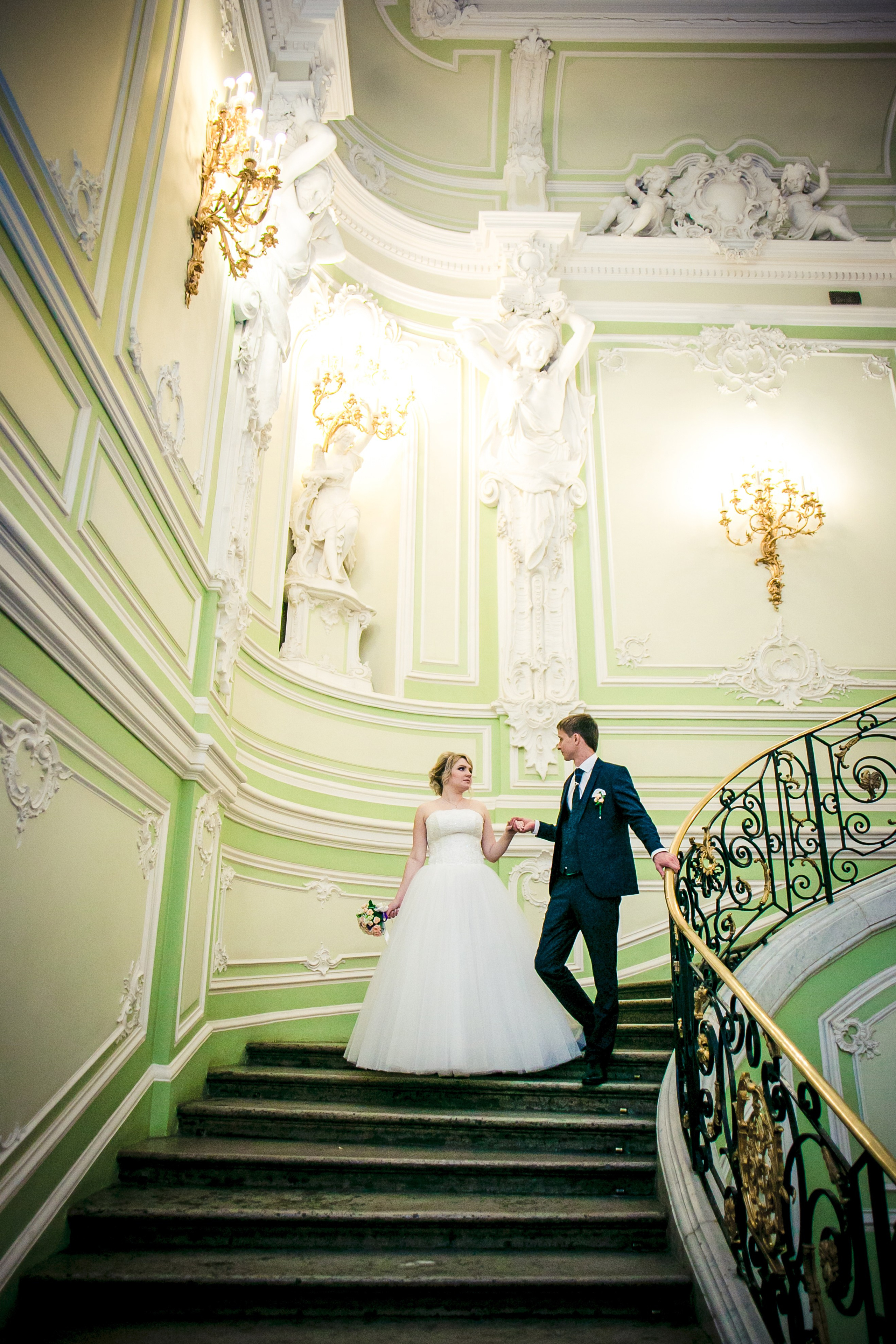 Свадьбы и Love-story. Репортажный фотограф и видеограф в Санкт-Петербурге