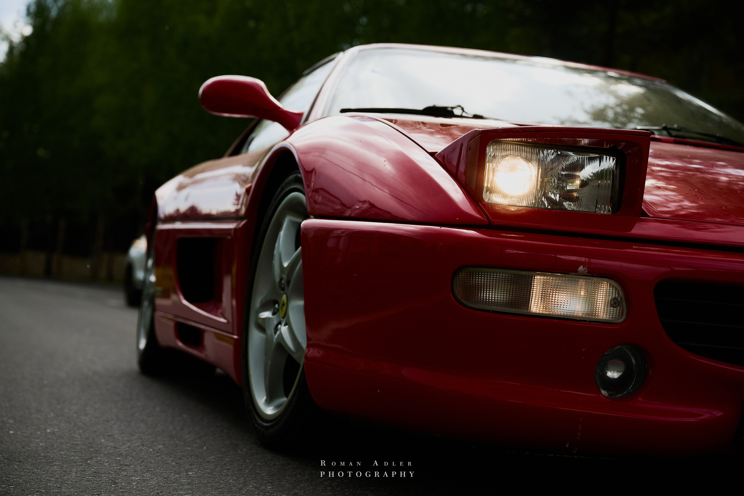 Ferrari 355 GTS. Фотограф Роман Адлер
