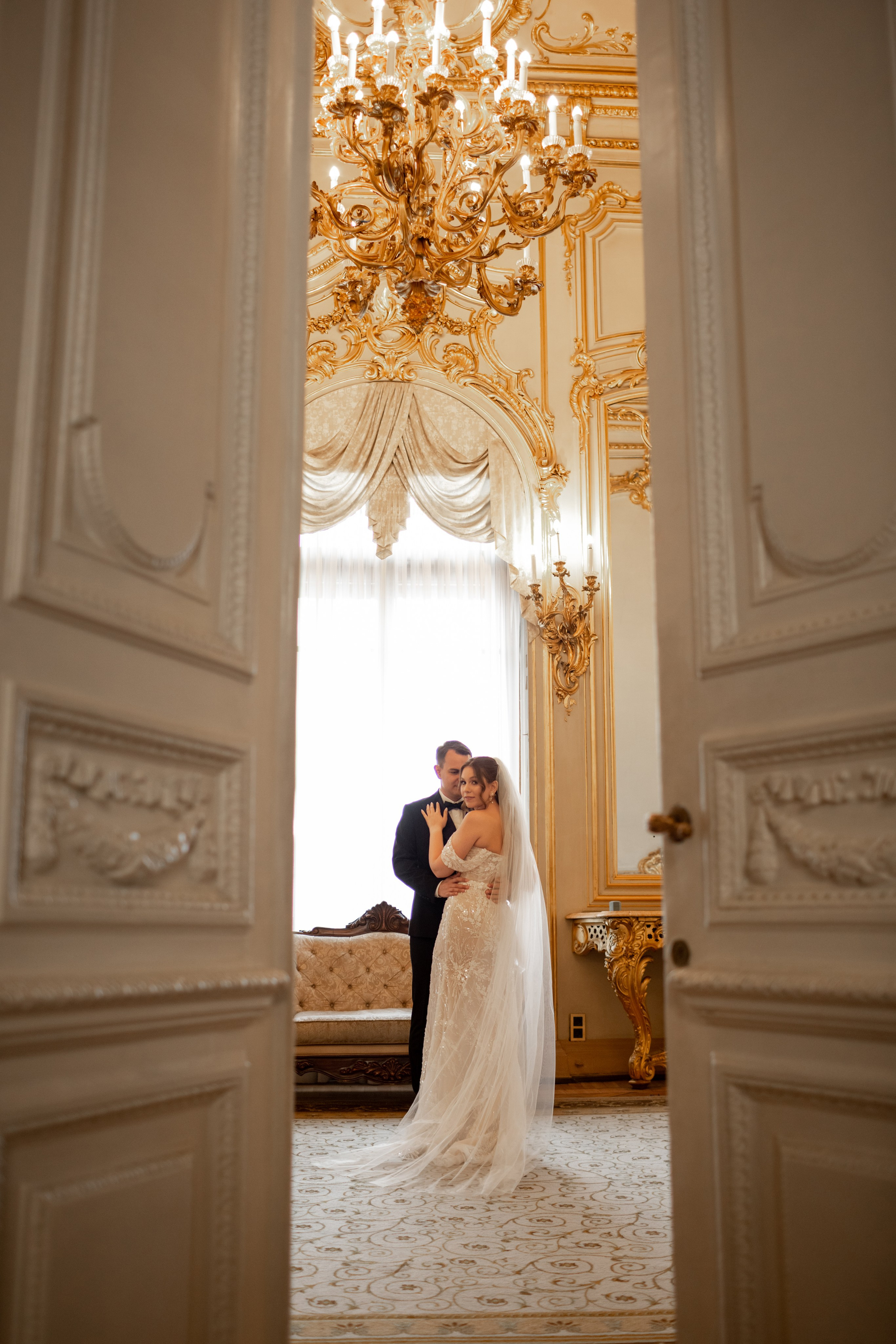 Свадебная фотосессия в Петербурге. Свадебный фотограф Кирилл Белый