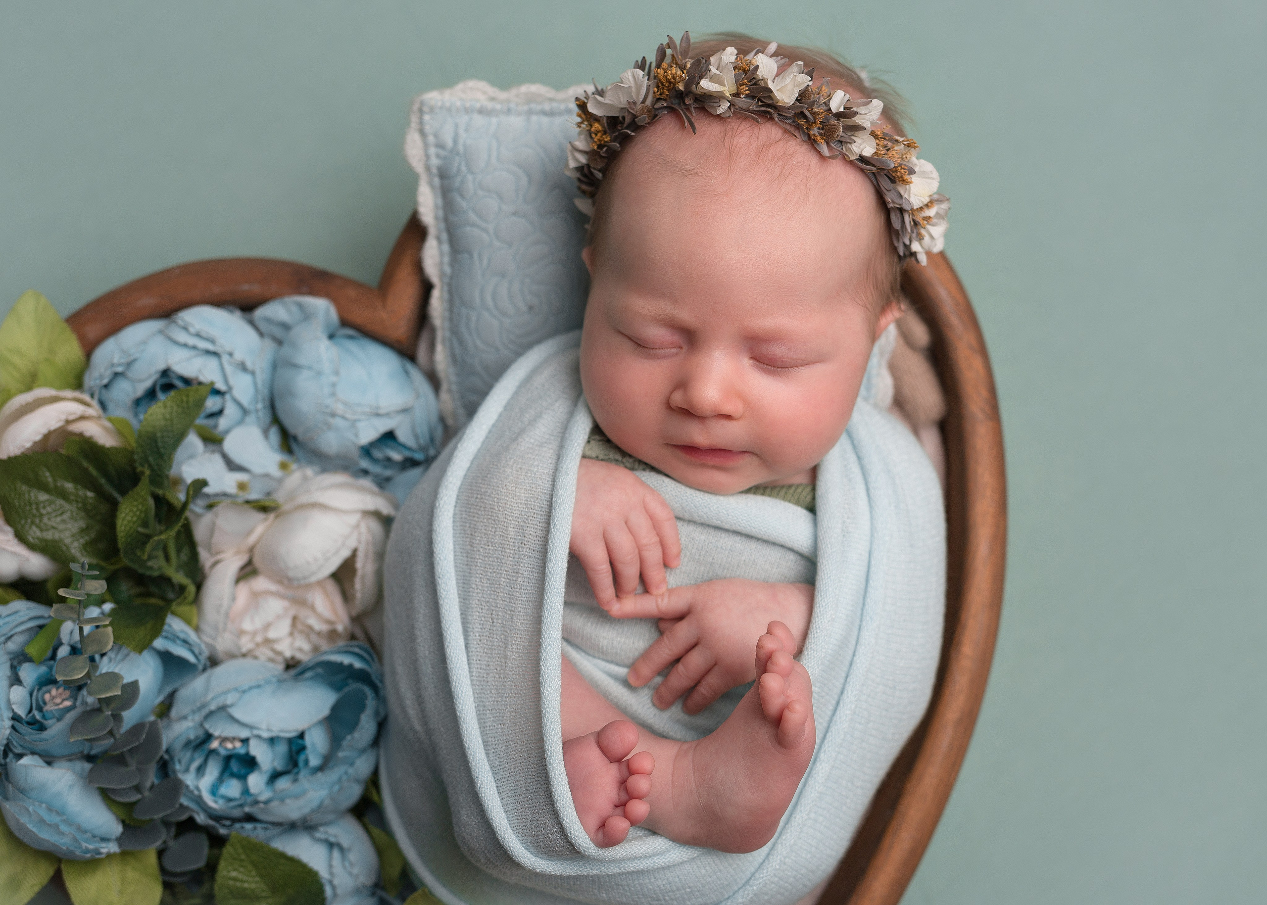 Девочки. Фотограф новорожденных в Омске Анастасия Моисеева