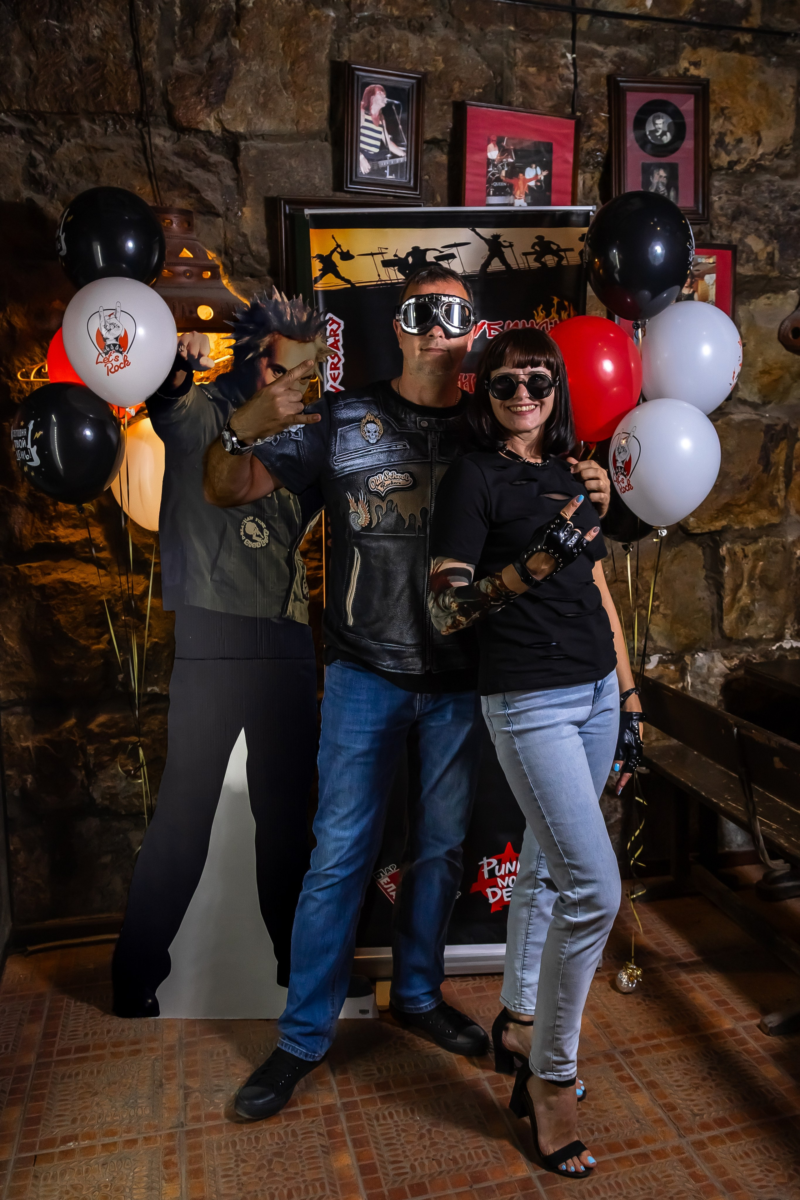 День Рождения Алексея в баре «Белая Лошадь». Фотограф в Волгограде Норченко Светлана