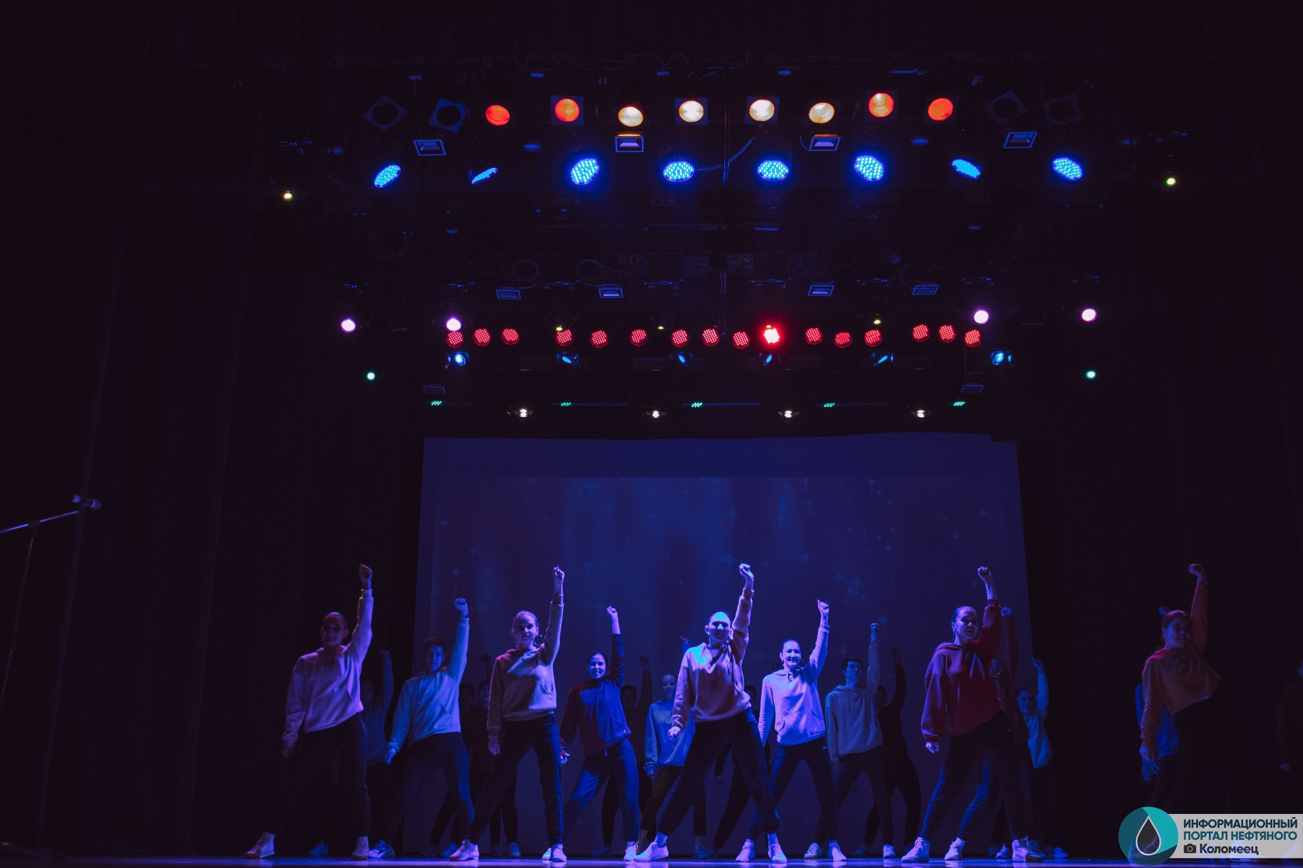 Фотоотчёт с концертов во дворце молодёжи УГНТУ в Уфе. Свадебный и семейный фотограф в Уфе и Башкирии Дмитрий Коломеец