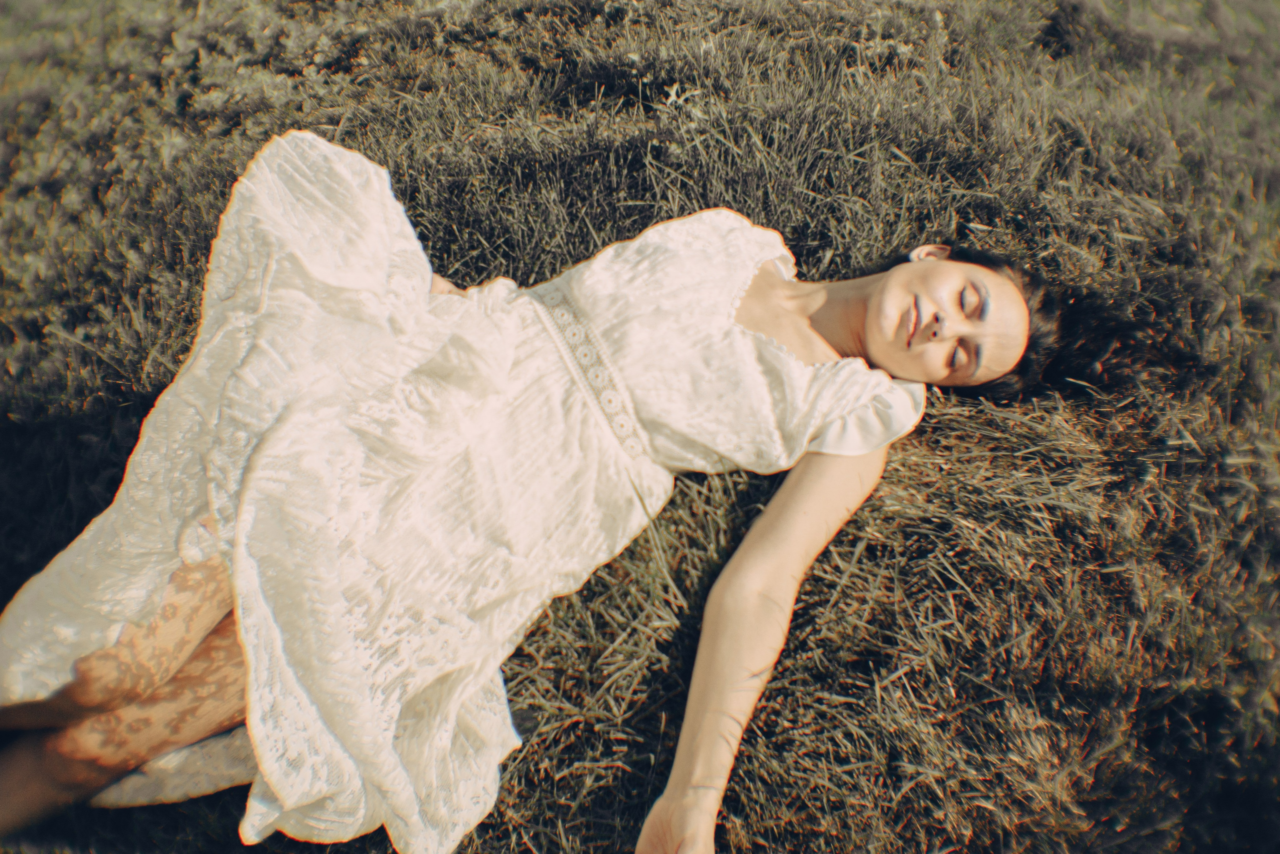 Фотопрогулка фотосессия в центре Казани, портрет на природе, Фотосессия для девушки, спокойная легкая фотосессия