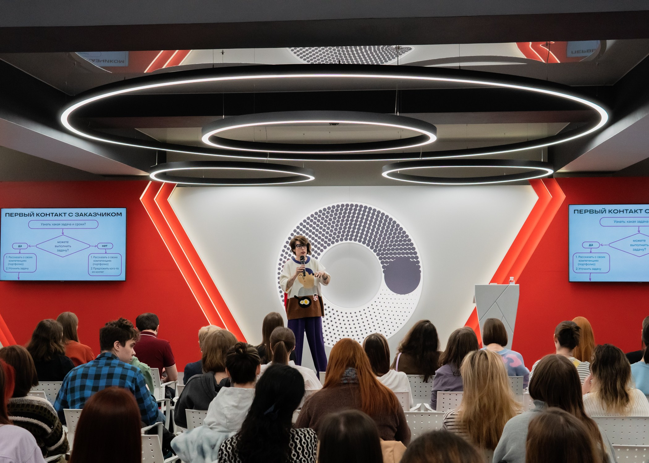 Дизайн Квартал 2024. Фотограф-анималист Ксения Воробьева, Москва