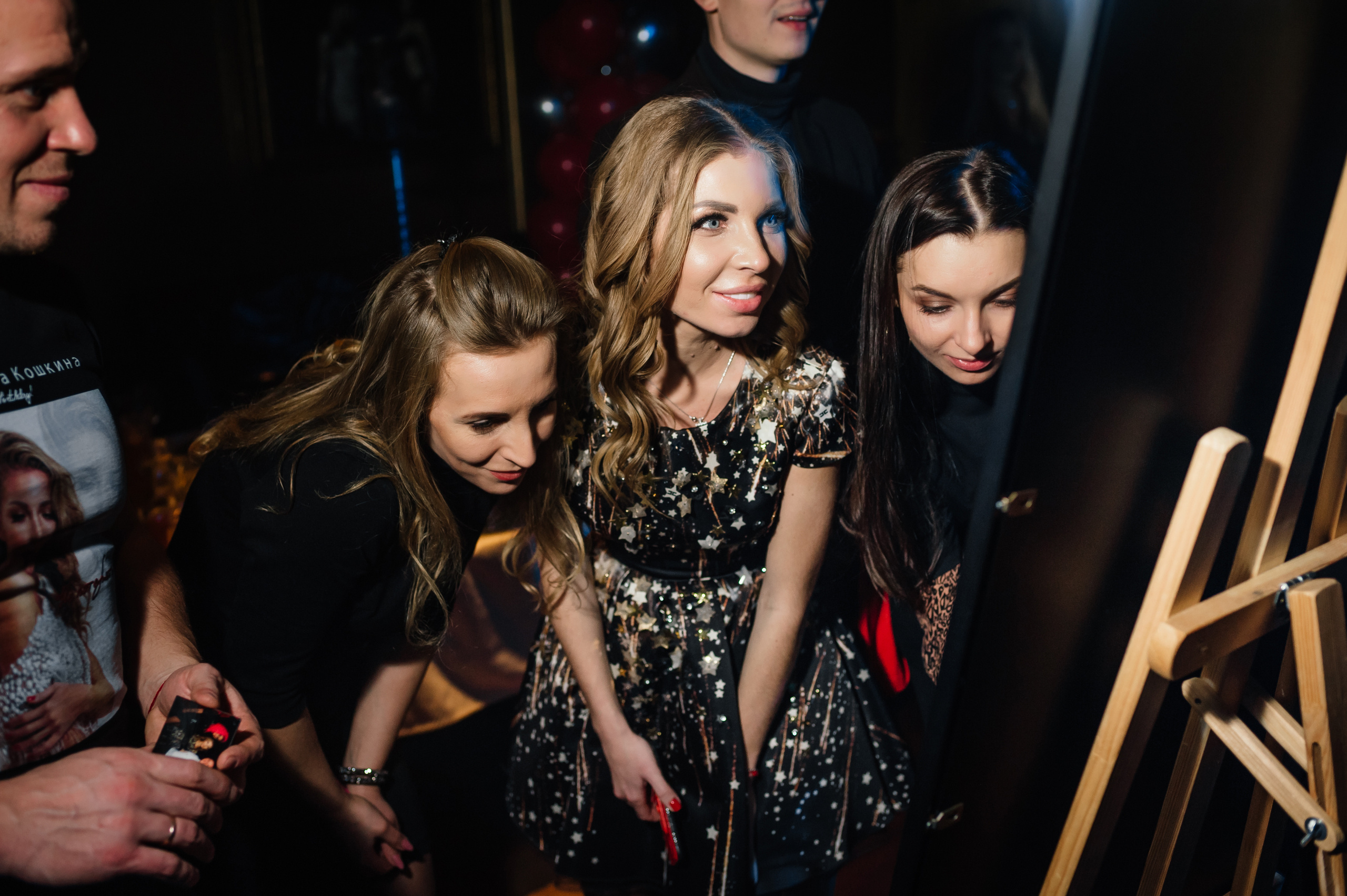 Фотограф на День Рождения. Свадебный, репортажный и семейный фотограф в Москве Арина Зак