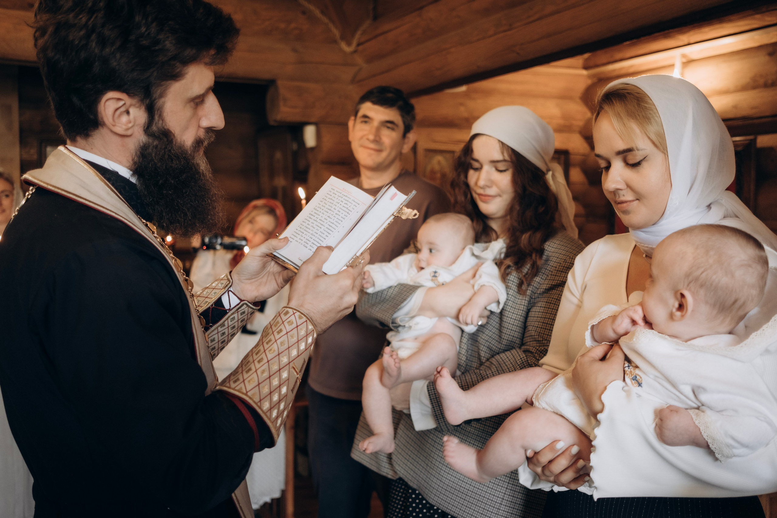 Крещение Луки и Ефима. Главная