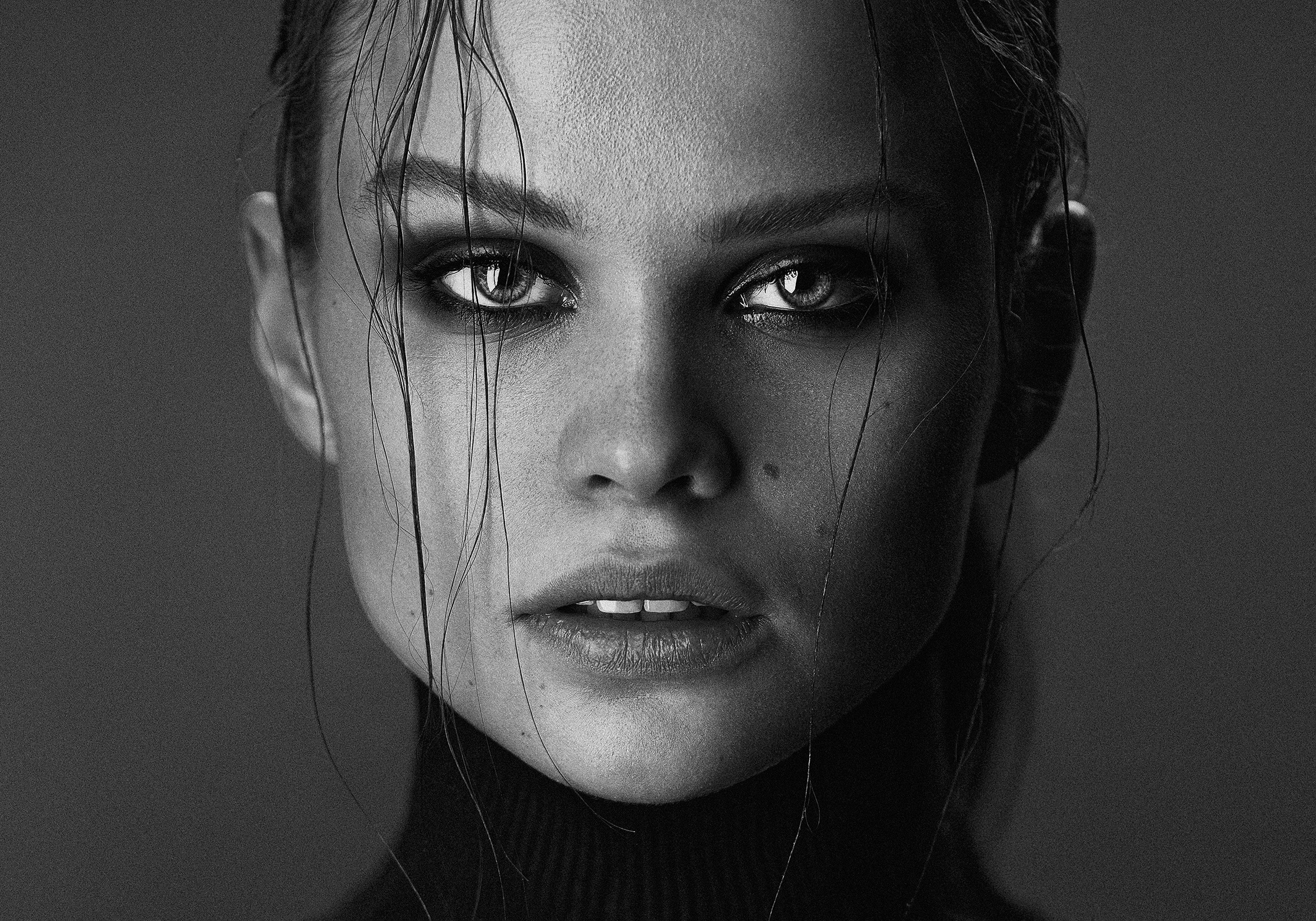 Portrait and Fashion photographer in St. Petersburg. Ivan Kovalev