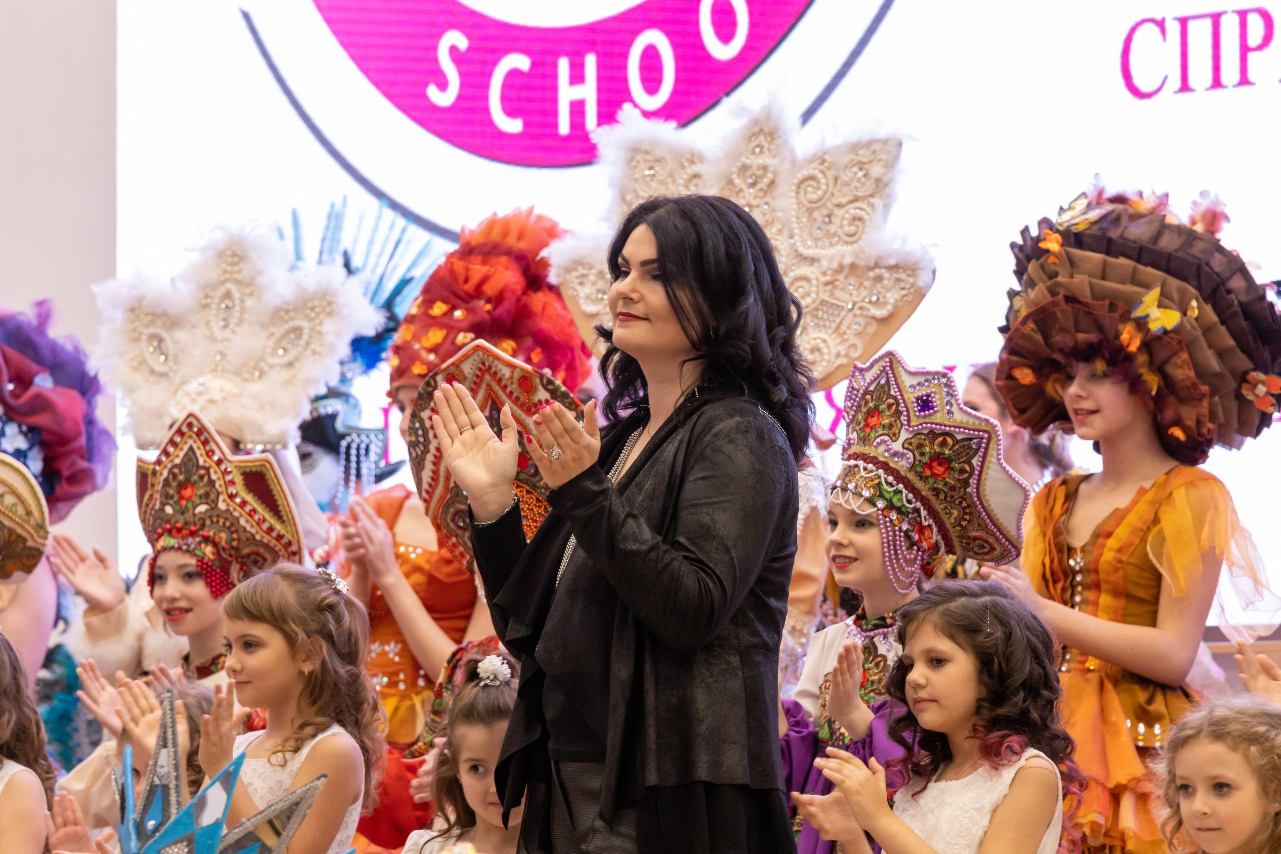 Репортаж 70-200 f2.8 Tamron g2. Показ театр моды «Стиль» («Style» город Тула). Фотограф в Туле Крупский АнДРей. Фотостудия «КАДР71» в Туле