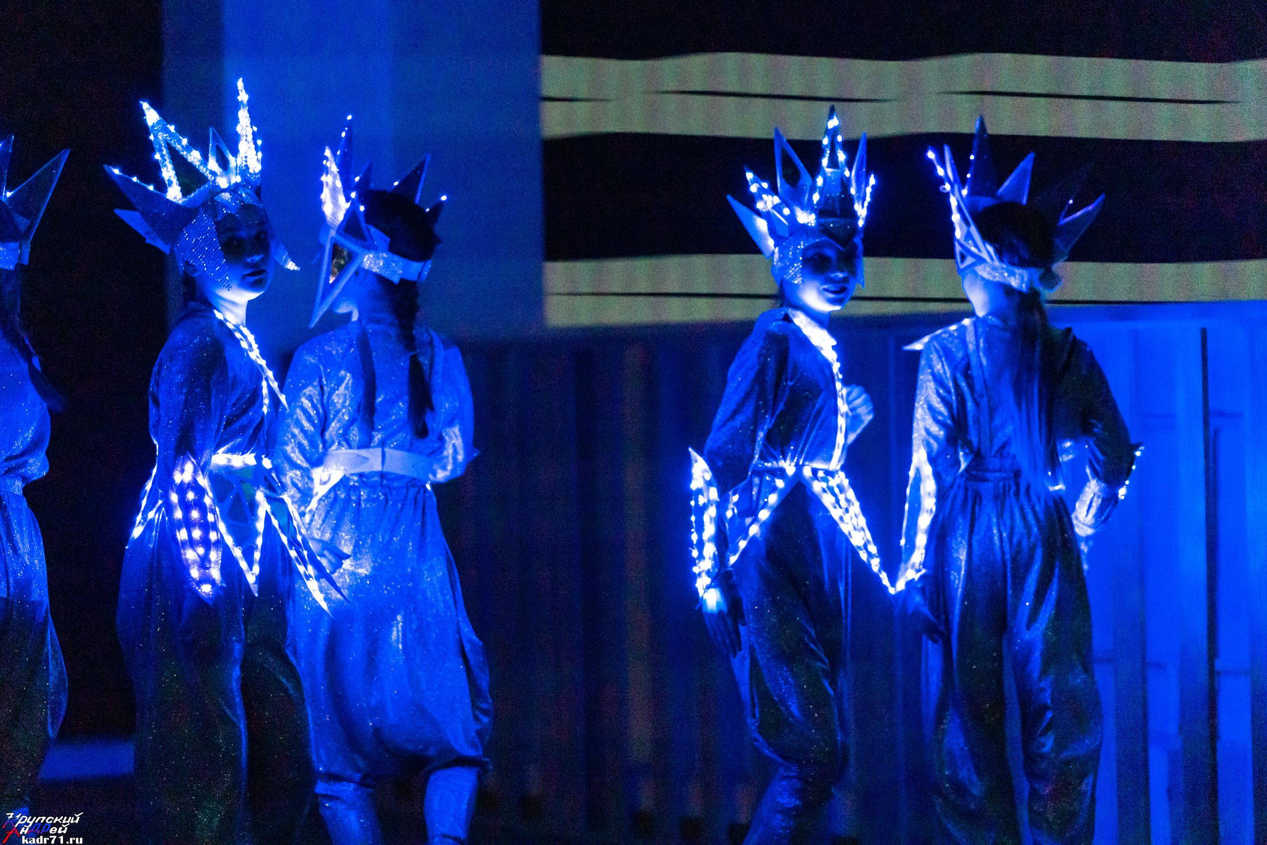 Репортаж 70-200 f2.8 Tamron g2. Показ театр моды «Стиль» («Style» город Тула). Фотограф в Туле Крупский АнДРей. Фотостудия «КАДР71» в Туле