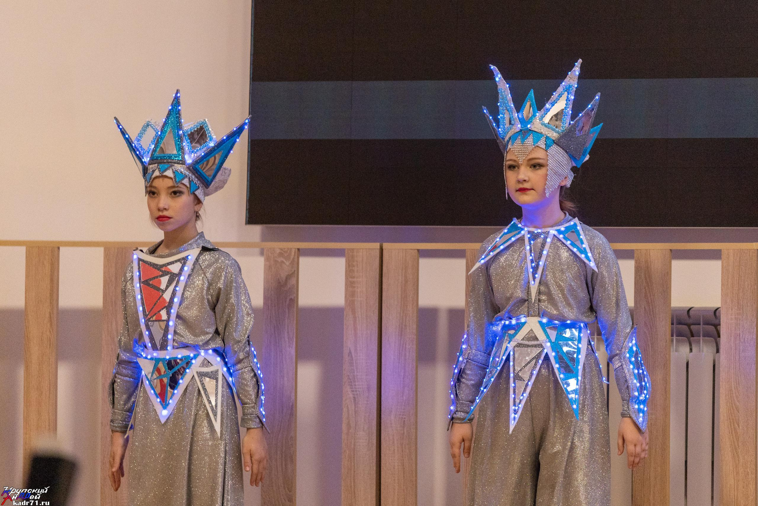 Репортаж 70-200 f2.8 Tamron g2. Показ театр моды «Стиль» («Style» город Тула). Фотограф в Туле Крупский АнДРей. Фотостудия «КАДР71» в Туле