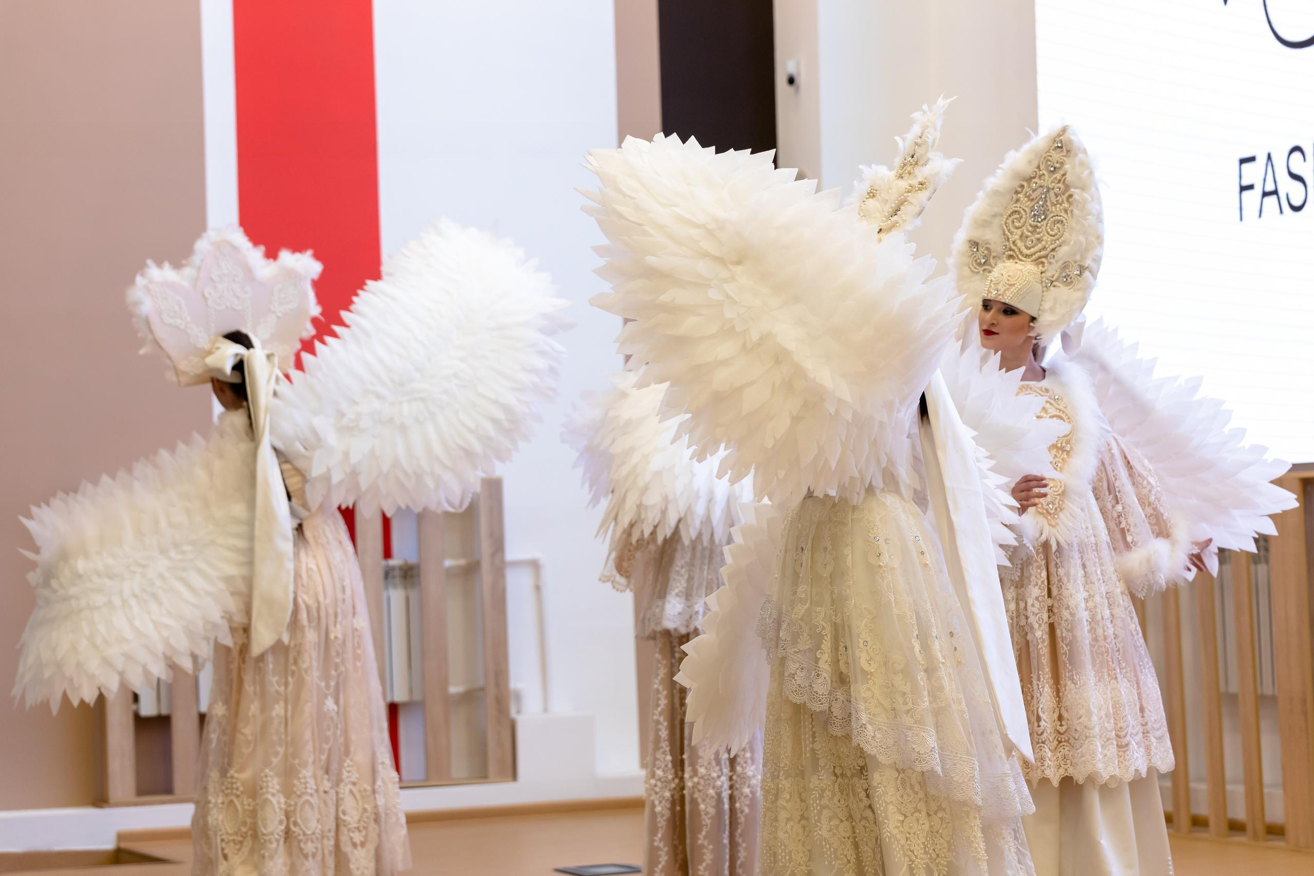 Репортаж 70-200 f2.8 Tamron g2. Показ театр моды «Стиль» («Style» город Тула). Фотограф в Туле Крупский АнДРей. Фотостудия «КАДР71» в Туле